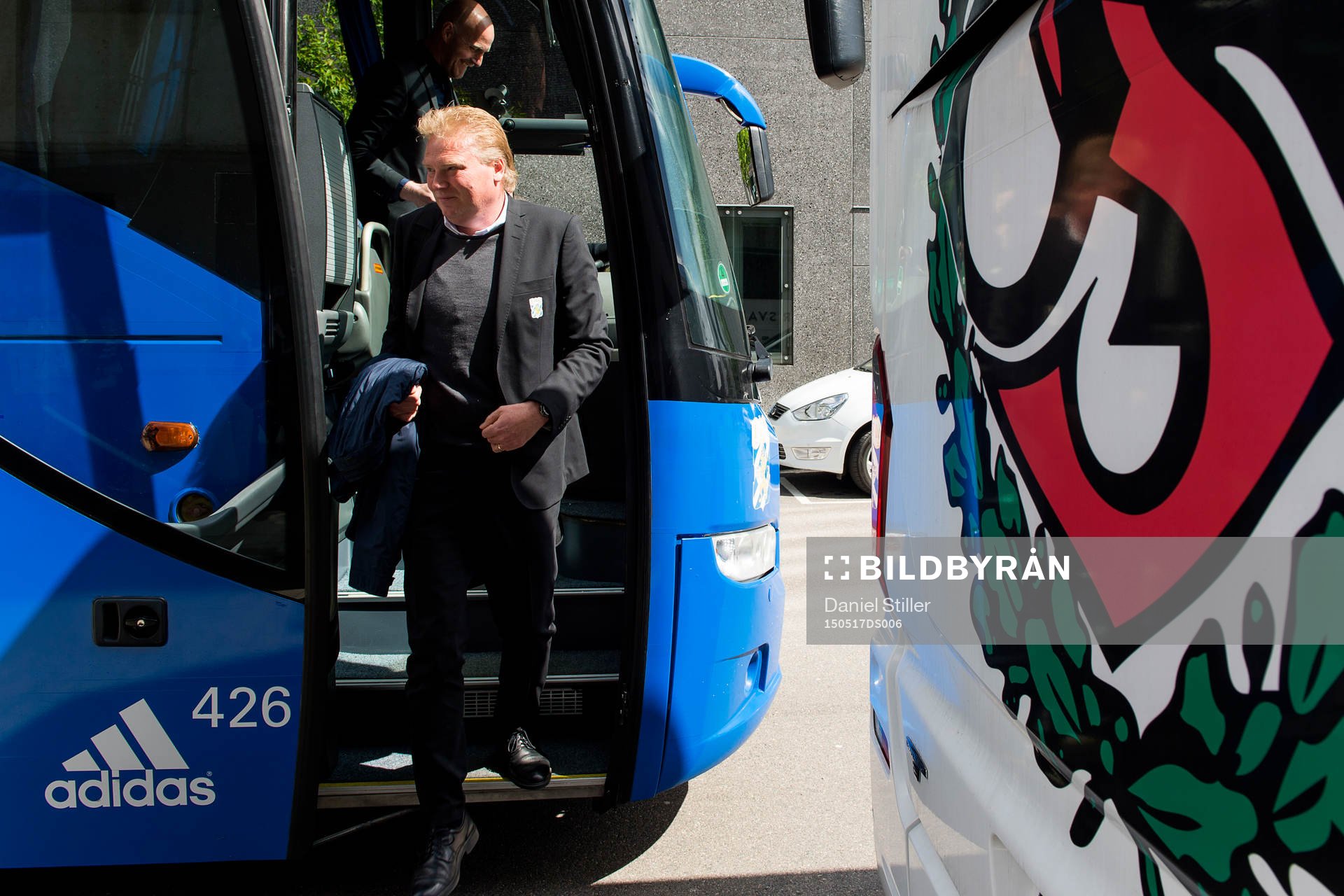 IFK Göteborgs tränare Jörgen Lennartsson anländer