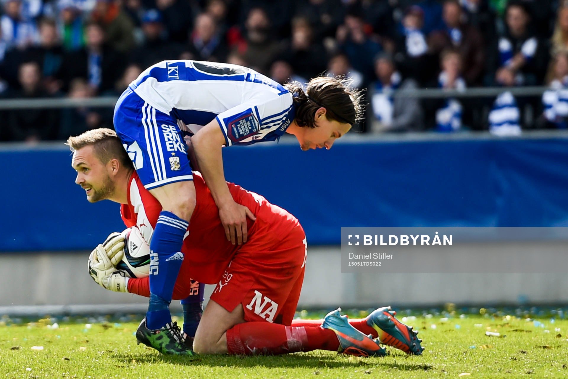 Örebros målvakt Oscar Jansson och IFK Göteborgs Lasse