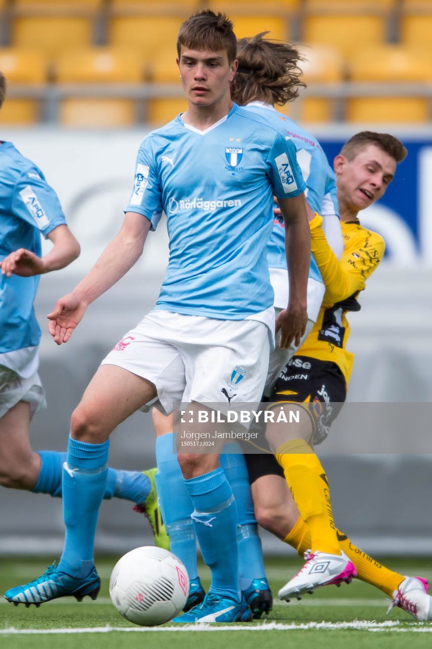 Malmö FFs Pavel Vagic under en fotbollsmatch i U17 Allsvenskan Södra mellan Elfsborg och Malmö FF den 17 maj 2015 i Borås.