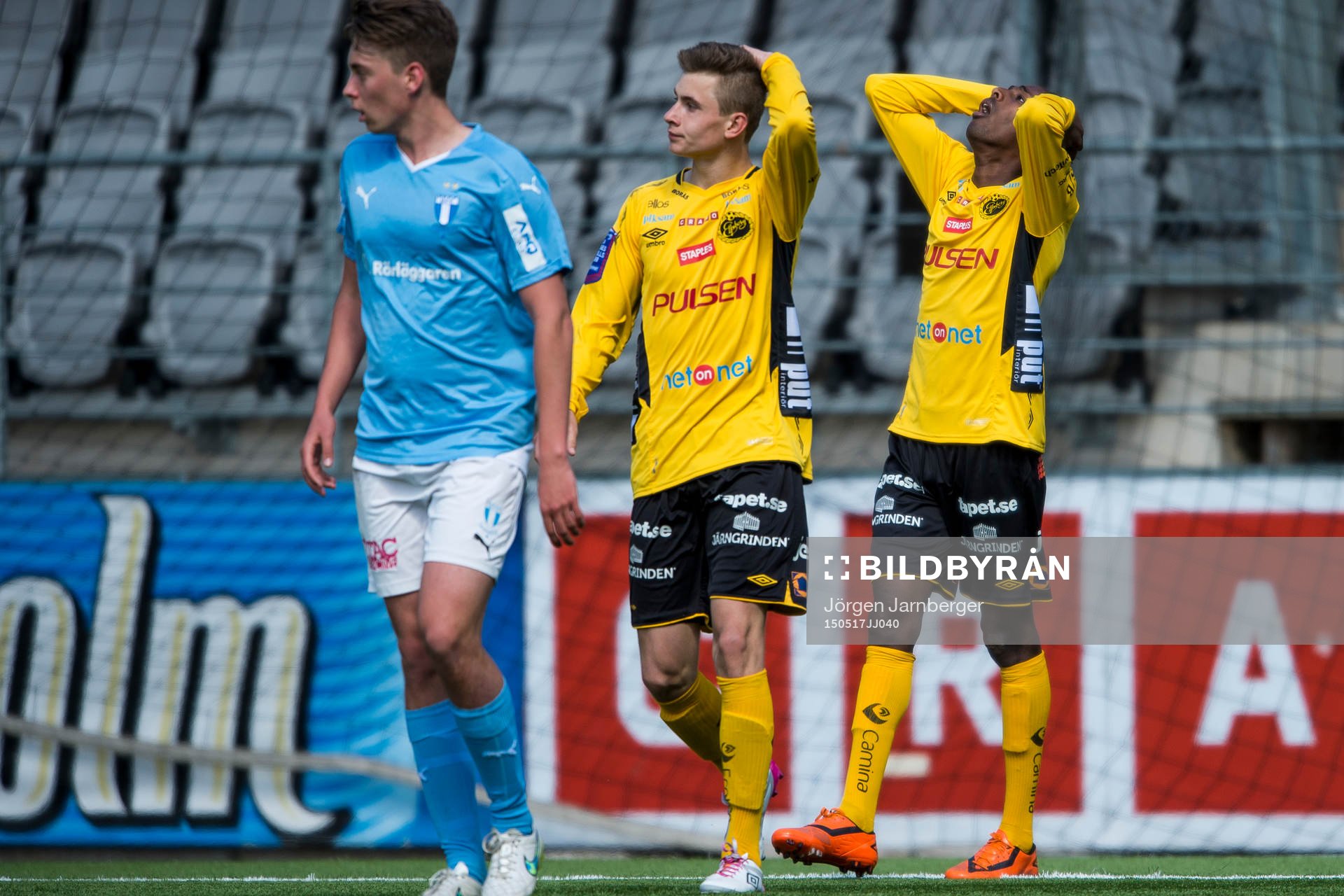 Elfsborgs Filip Varenhed och Abdisalan Hassan Ibrahim deppar