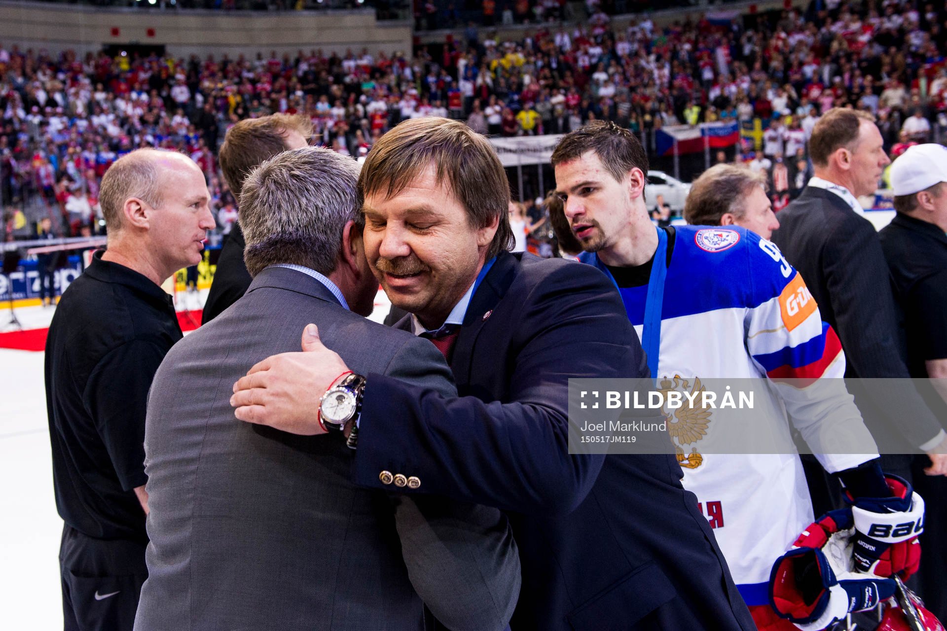 Kanadas förbundskapten Todd McLellan och Rysslands