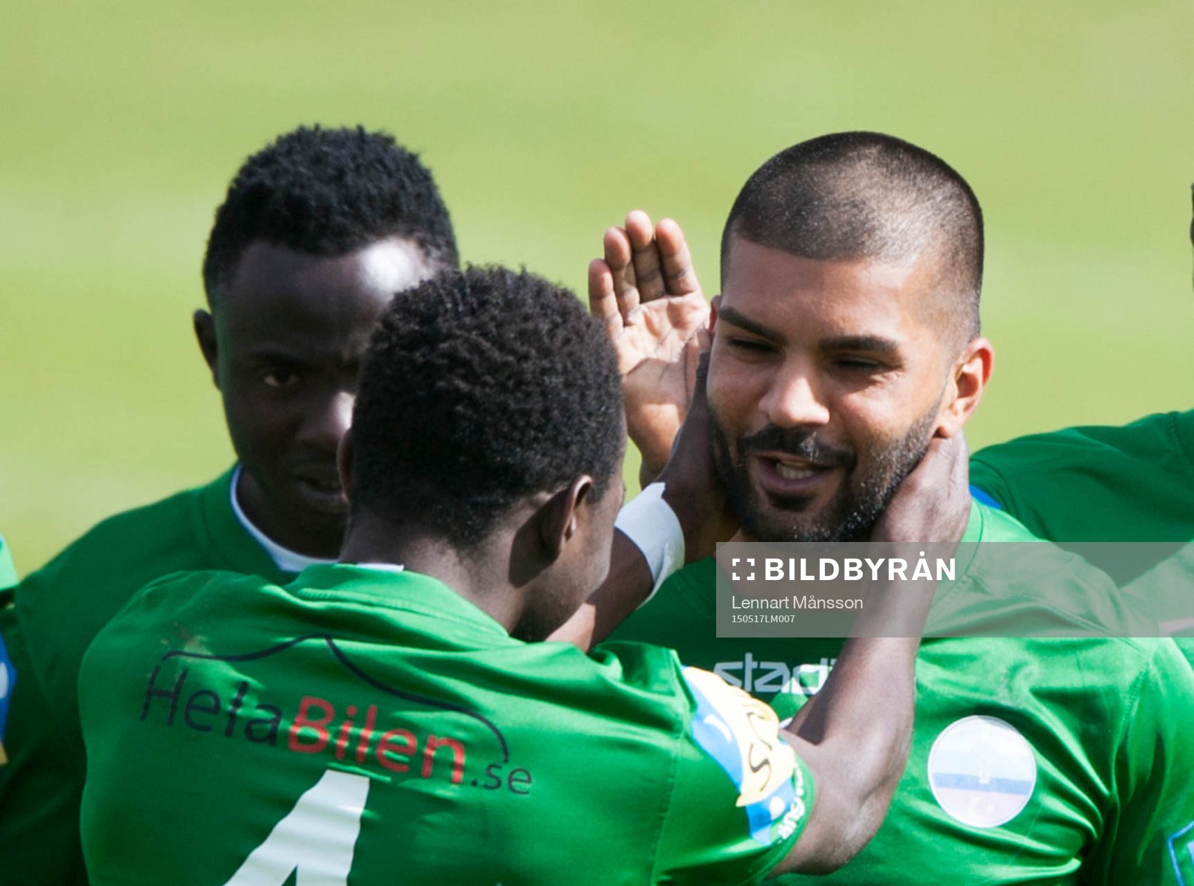 Prespa Birliks Bovar Karim har gjort avgörande 1-3 och grattas i matchen i division 2 Södra Götaland mellan IFK Hässleholm och Prespa Birlik i Hässleholm 17 maj 2015.