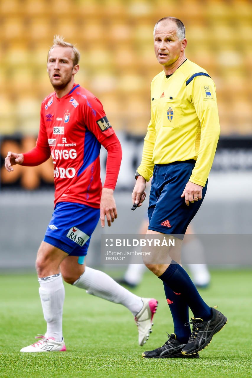 Matchens domare Mikael Eriksson