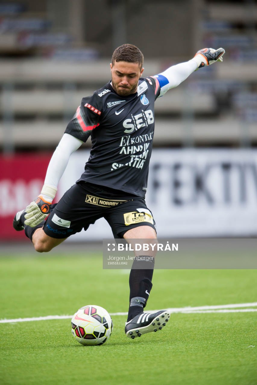 Norrbys målvakt Mergim Krasniqi