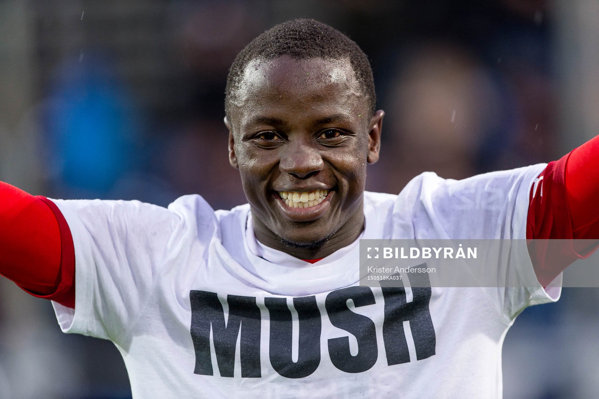 Djurgårdens Nyasha Mushekwi jublar