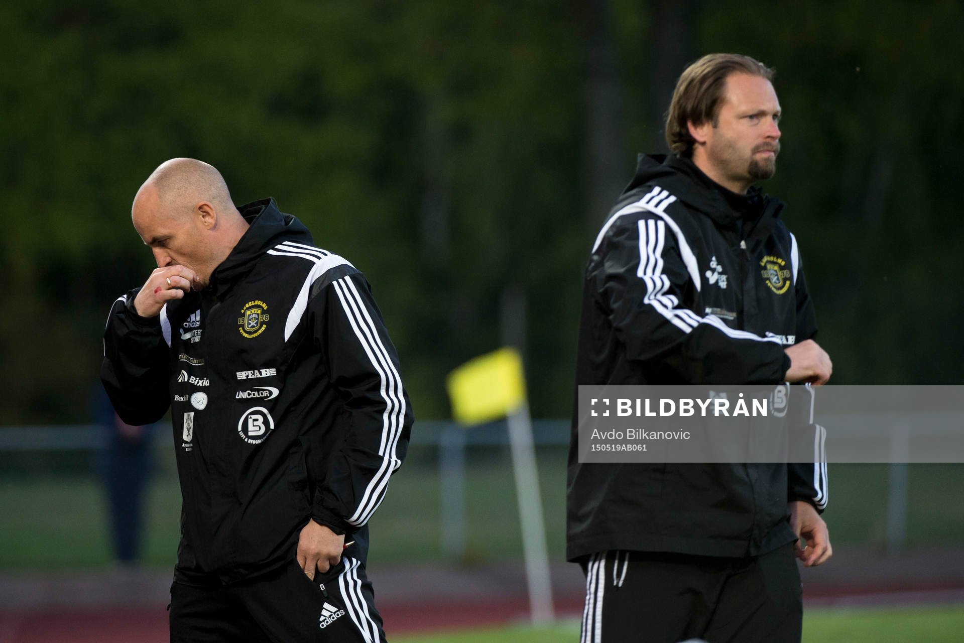Ängelholms tränare Joakim Persson och assisterande