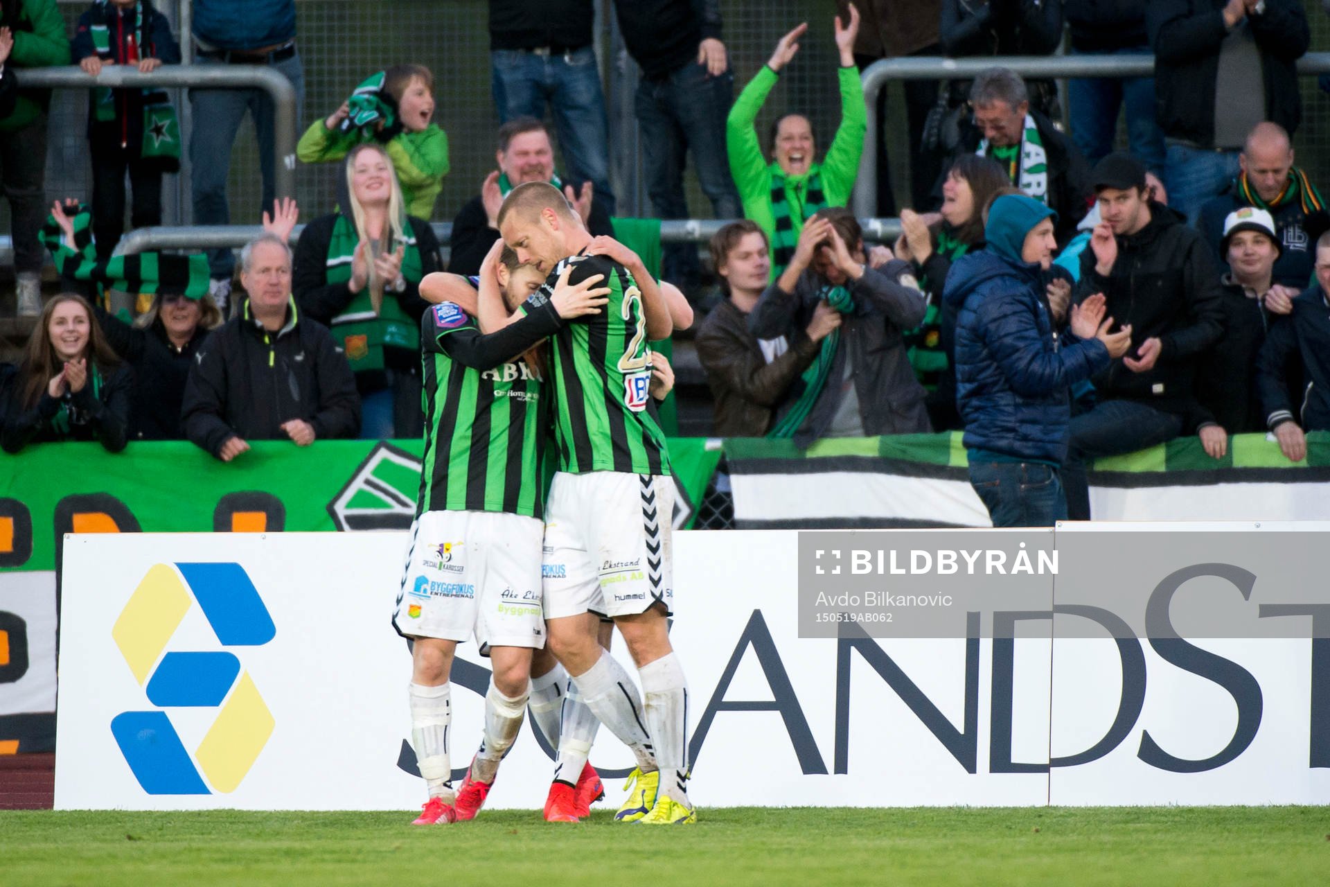 Gais Johan Lundgren jublar