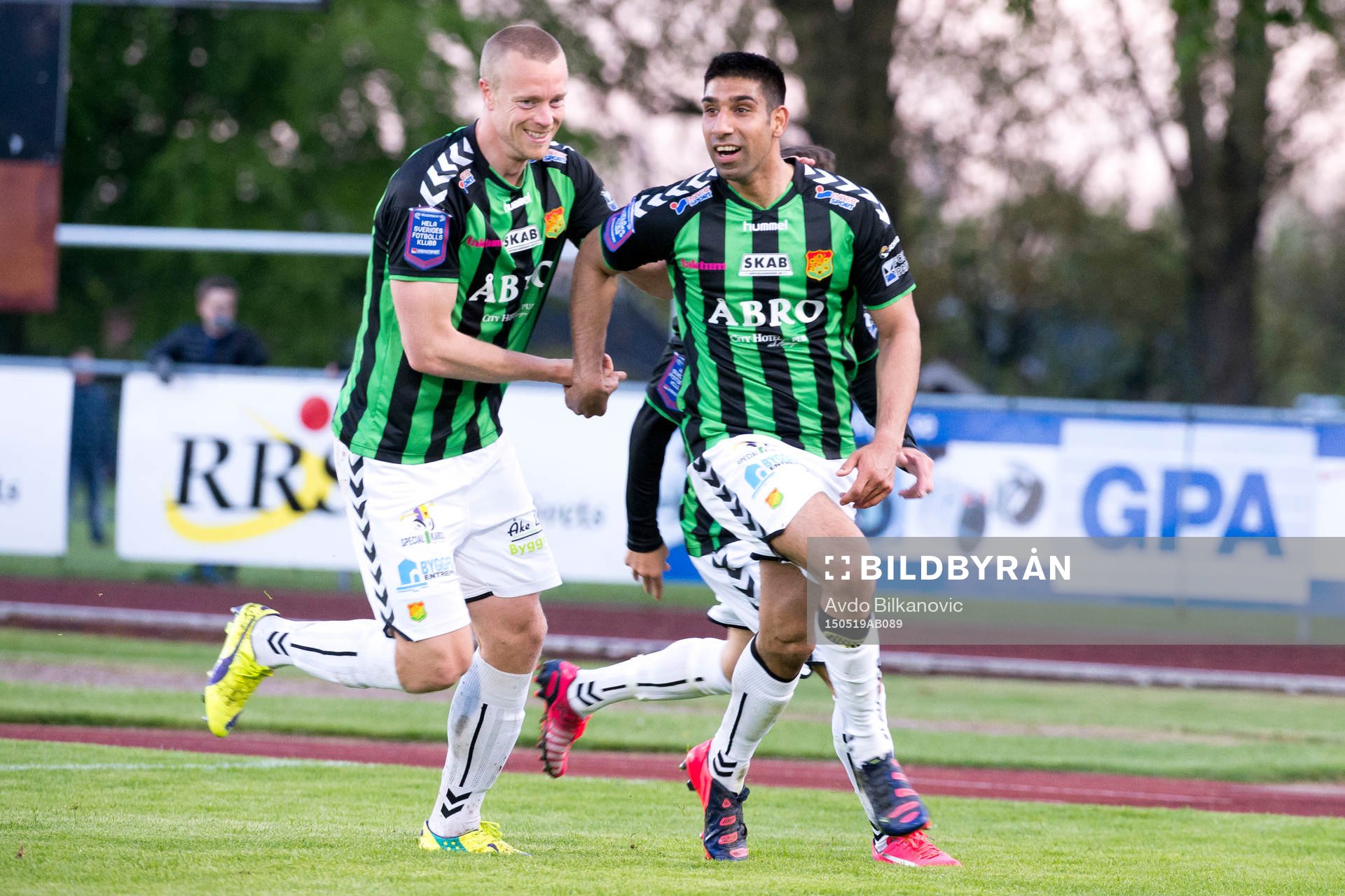 Gais Sandeep Mankoo jublar