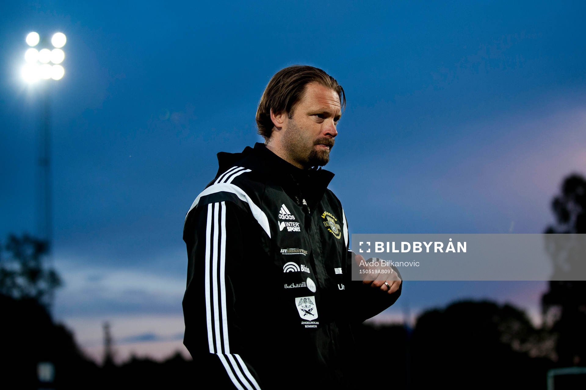 Ängelholms tränare Joakim Persson deppar