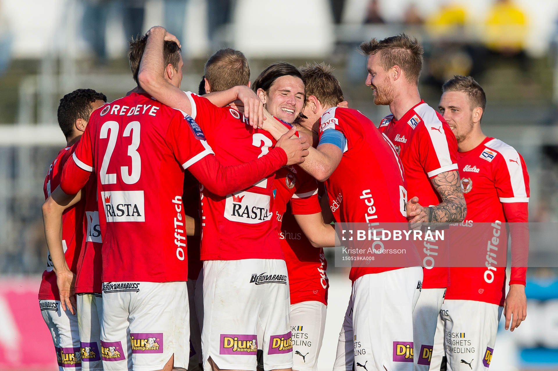 Kalmars Marcus Antonsson i mitten jublar