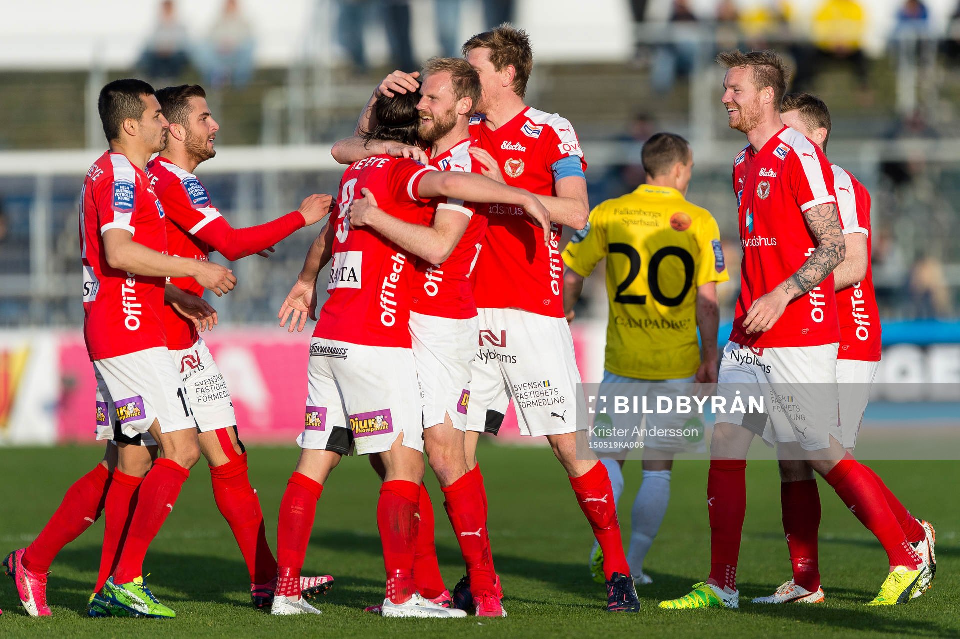 Kalmars Marcus Antonsson jublar med laget