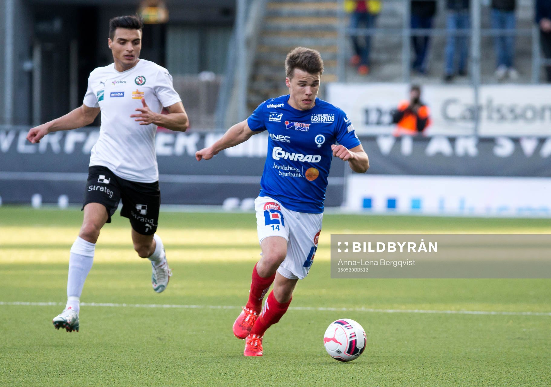 Åtvidabergs Simon Skrabb och Örebros Ahmed Yasin