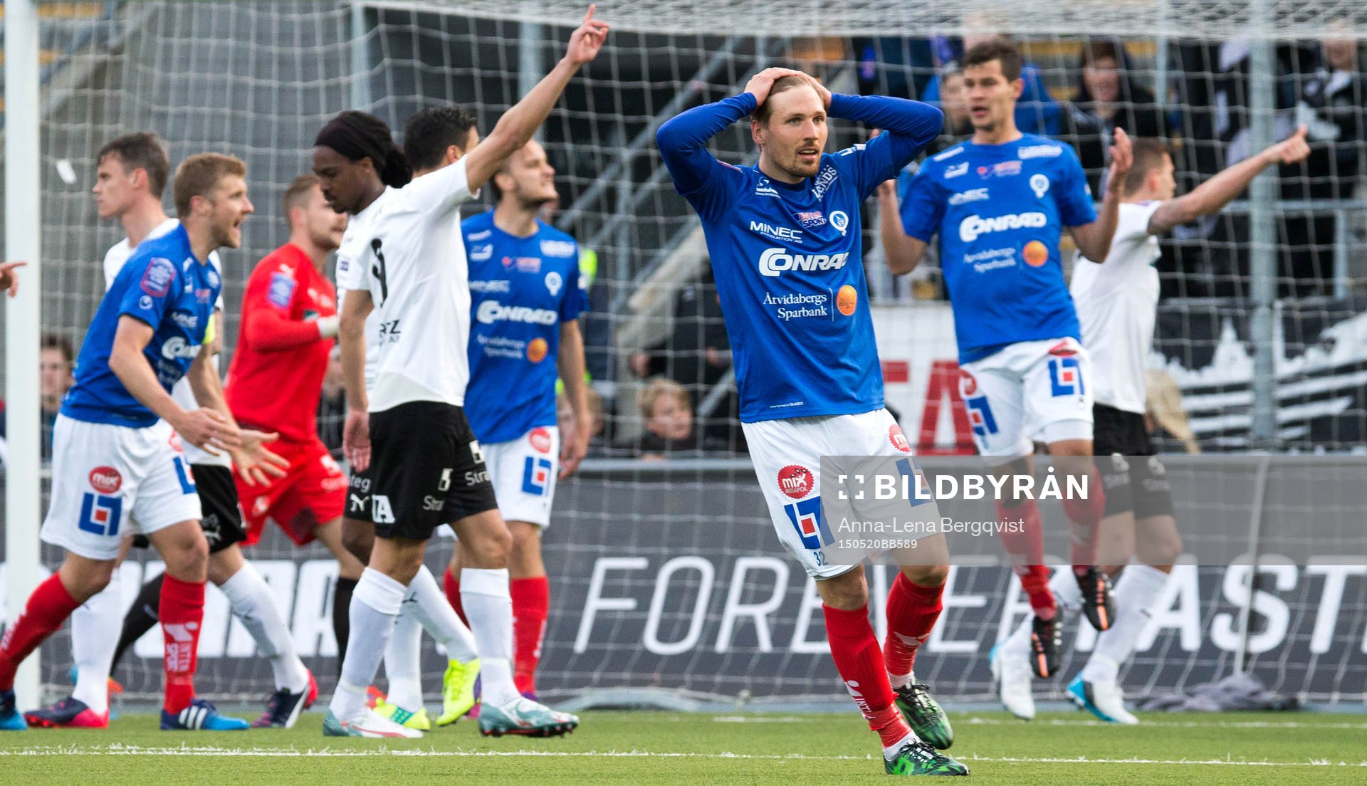 Åtvidabergs spelare Martin Christensen deppar när målet