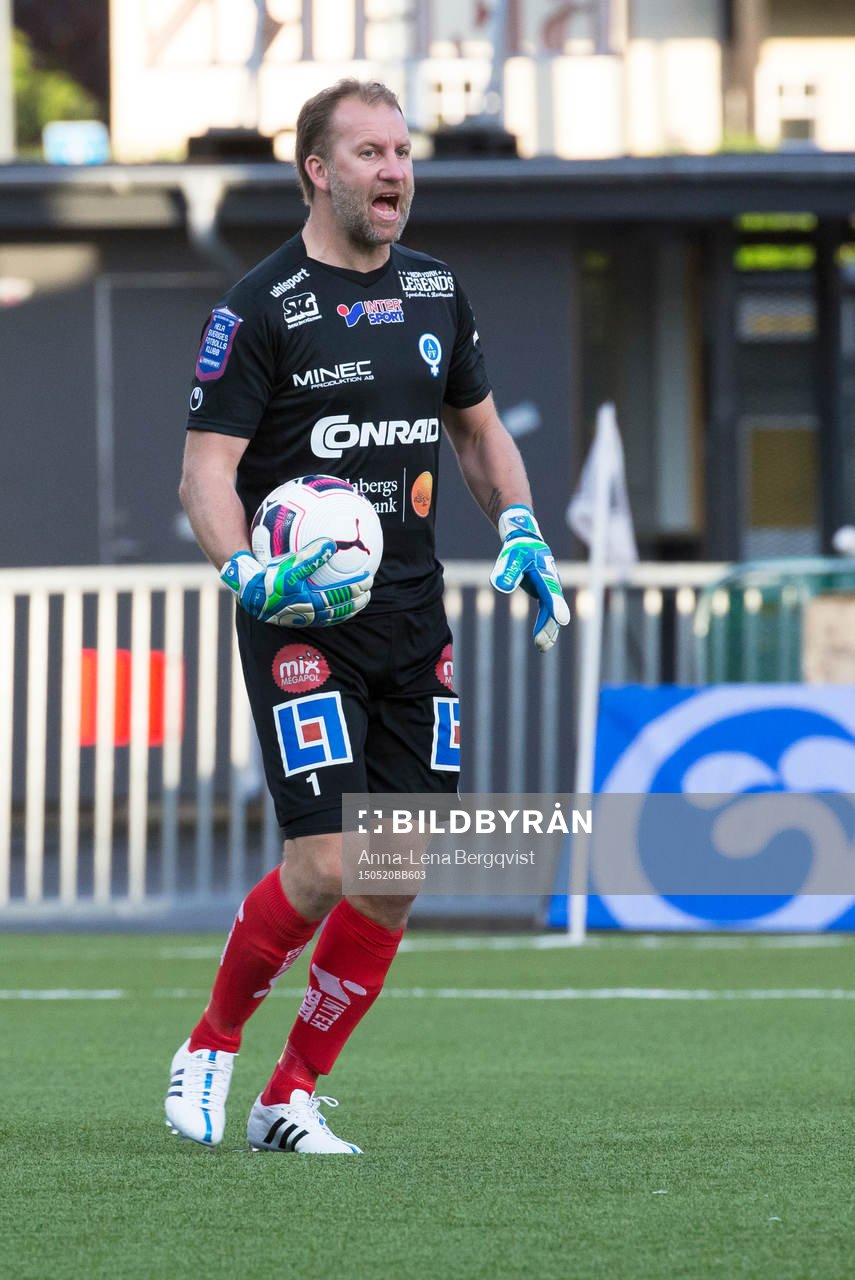 Åtvidabergs målvakt Henrik Gustavsson