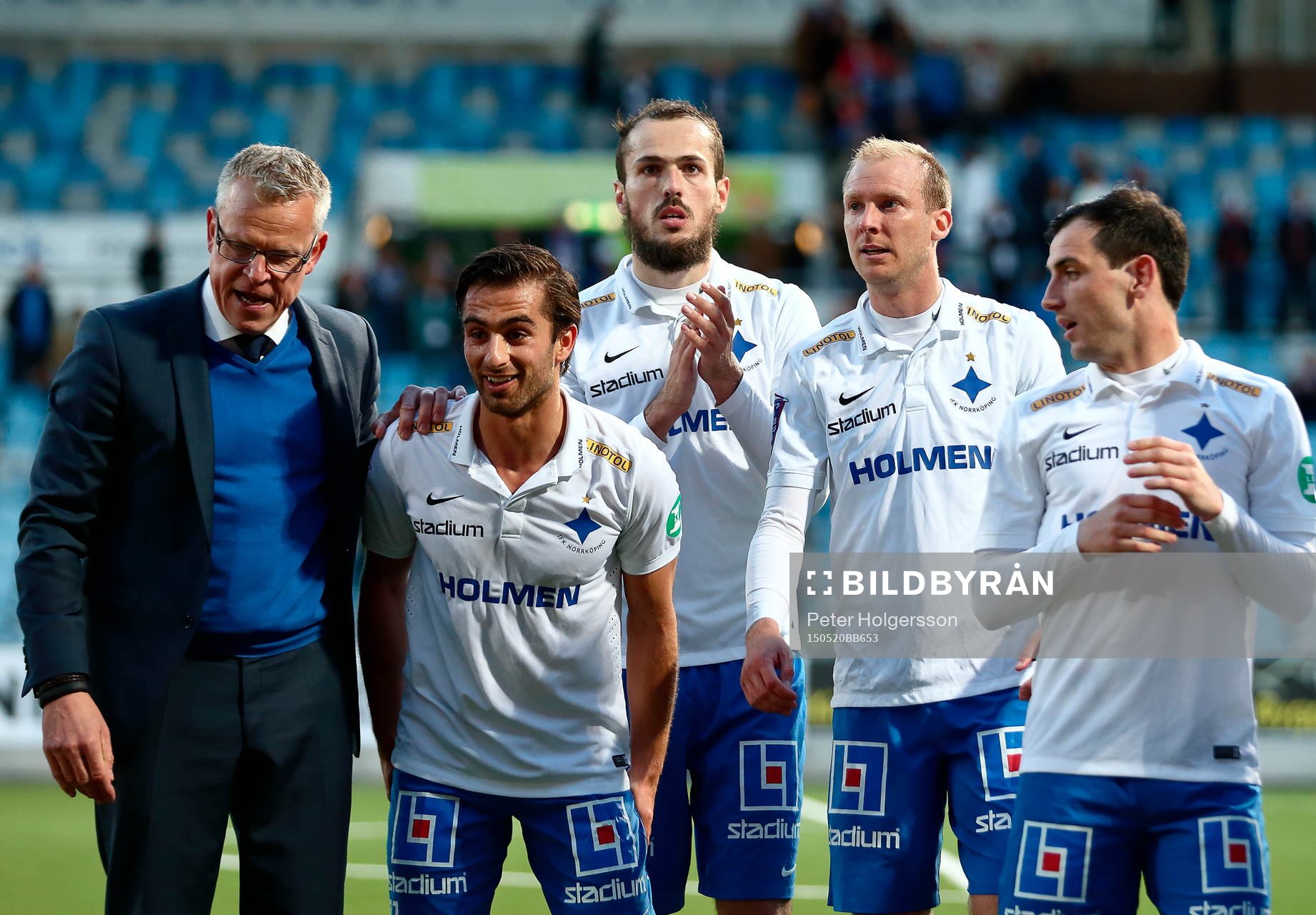 Norrköpings tränare Jan Andersson, Christopher Nilsson Telo, Emir Kujovic, Andreas Johansson och Nikola Tkalcic under fotbollsmatchen i Allsvenskan mellan Norrköping och Hammarby den 20 maj 2015 i Norrköping.