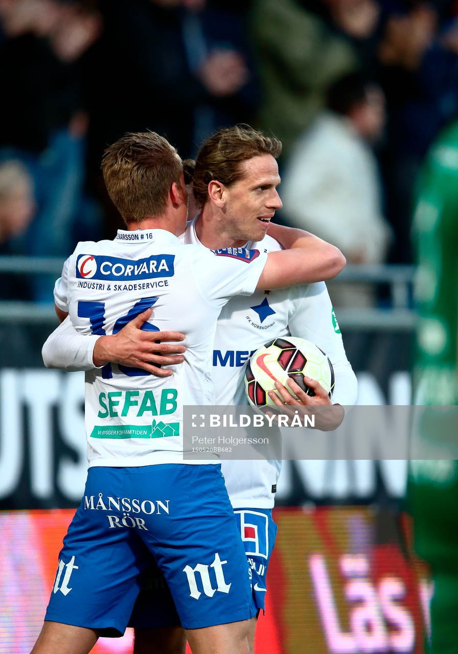 Norrköpings Joel Enarsson och Andreas Hadenius jublar