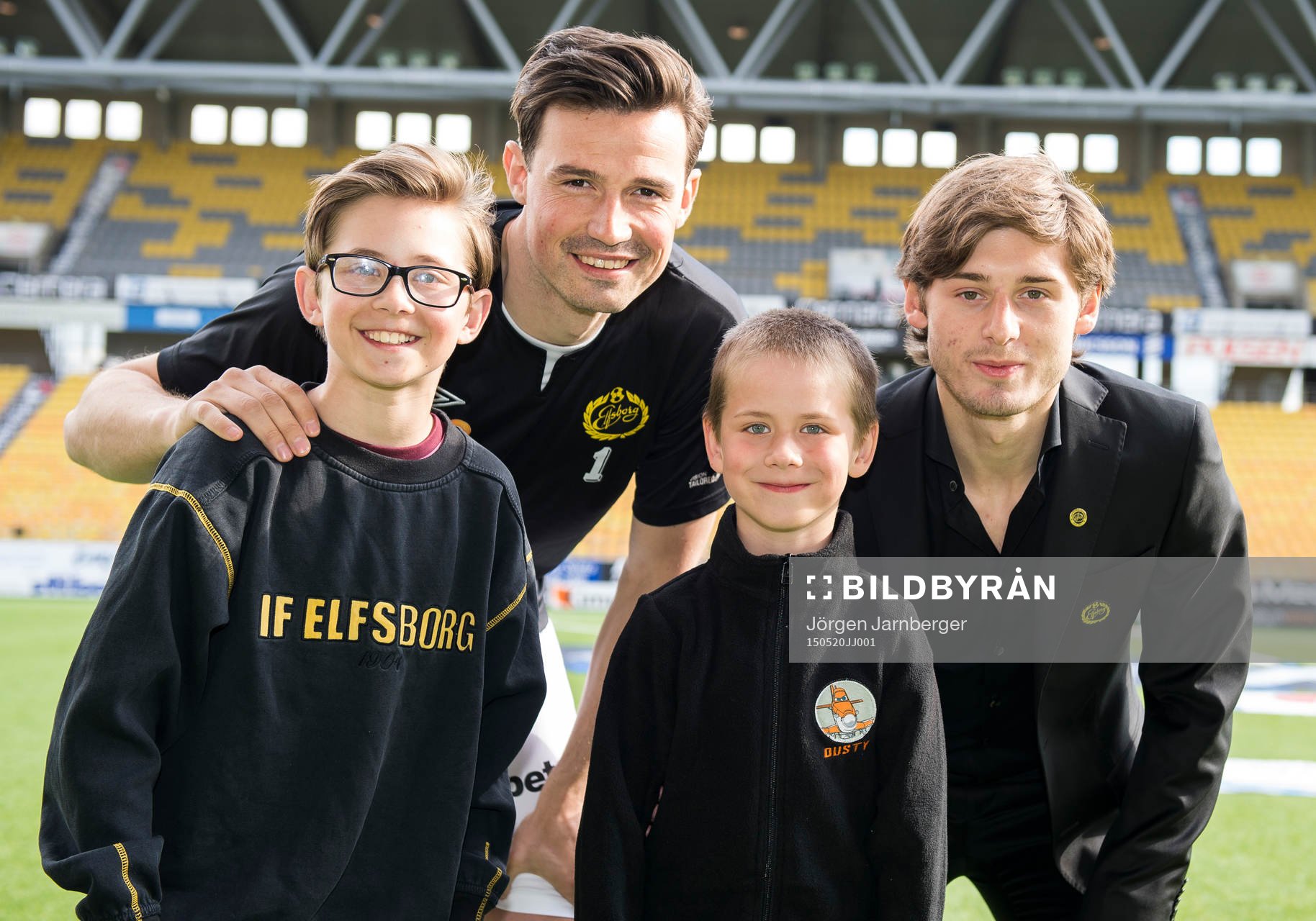 BT soffan familjen med Elfsborgs målvakt Kevin Stuhr -