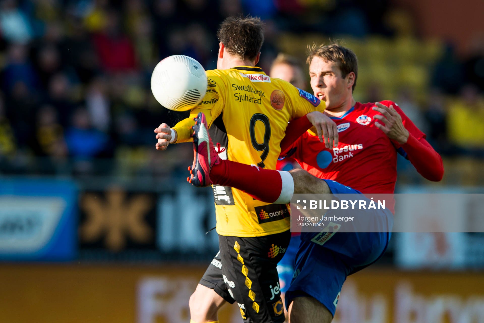 Kamp mellan Elfsborgs Lasse Nilsson och Helsingborgs