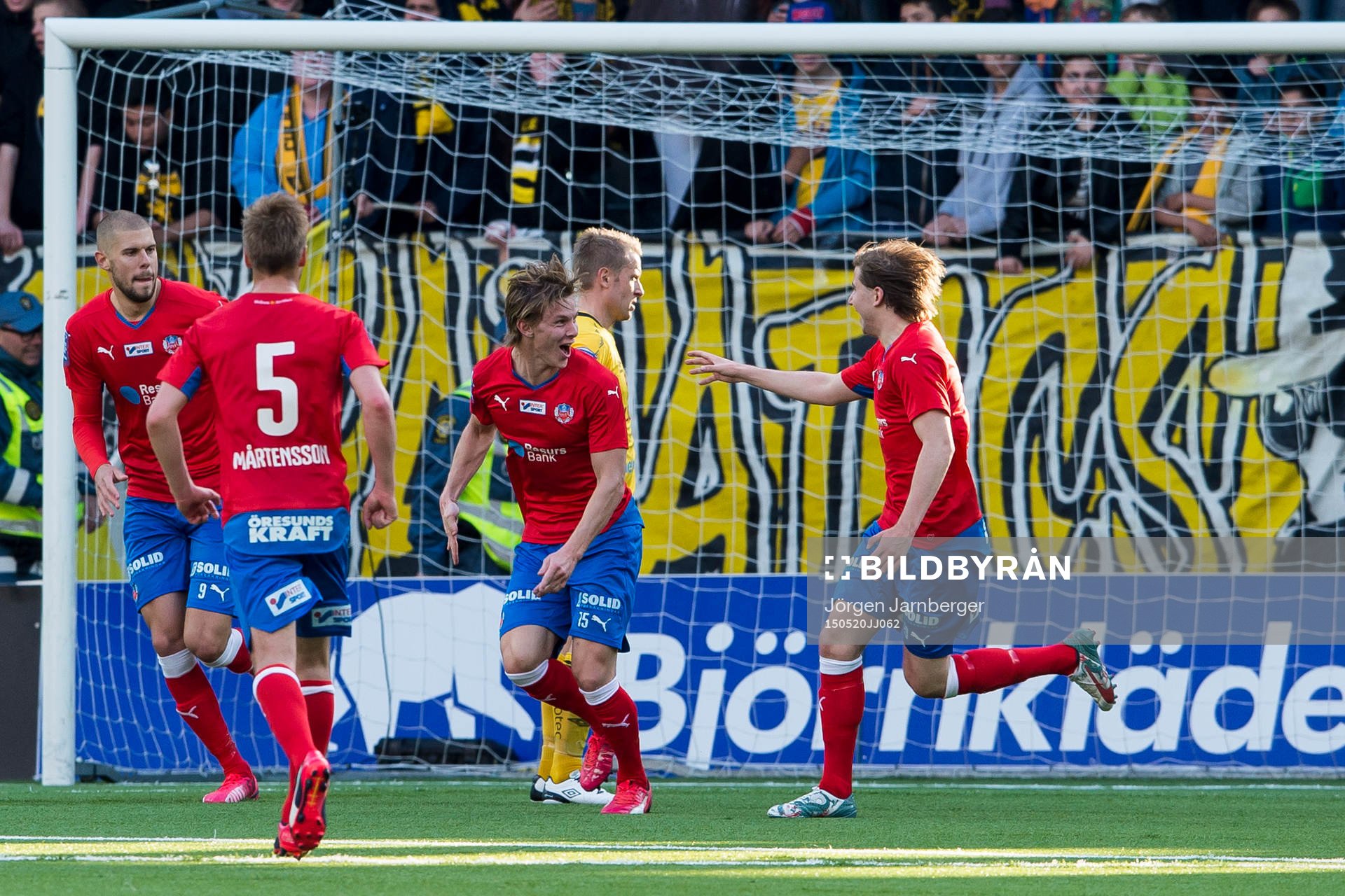 Helsingborgs Emil Krafth jublar