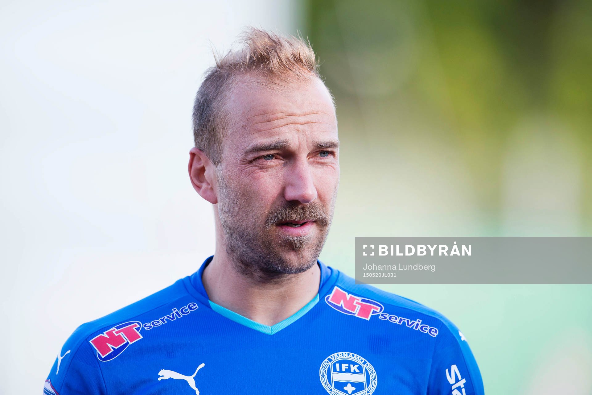 Värnamos målvakt Björn Åkesson under fotbollsmatchen i Superettan mellan AFC United och Värnamo den 20 maj 2015 i Stockholm.