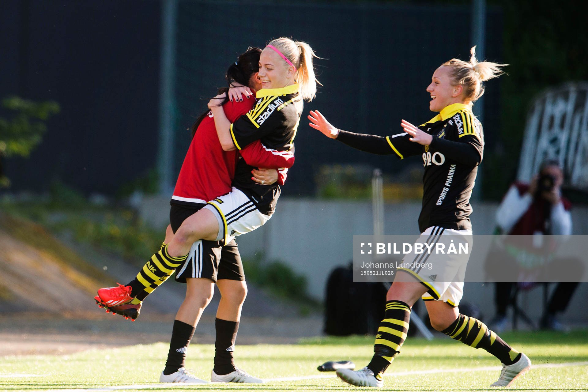 AIKs Sara Storck jublar