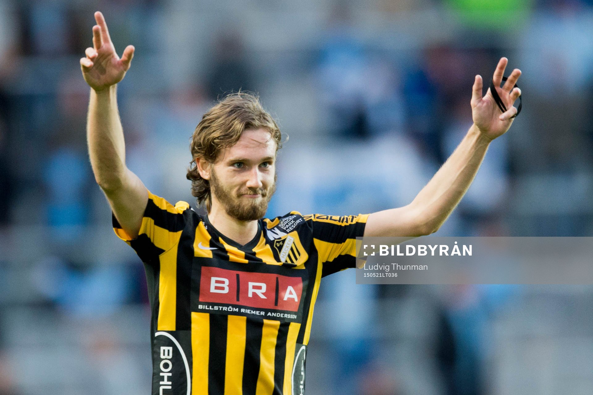Häckens Simon Sandberg jublar