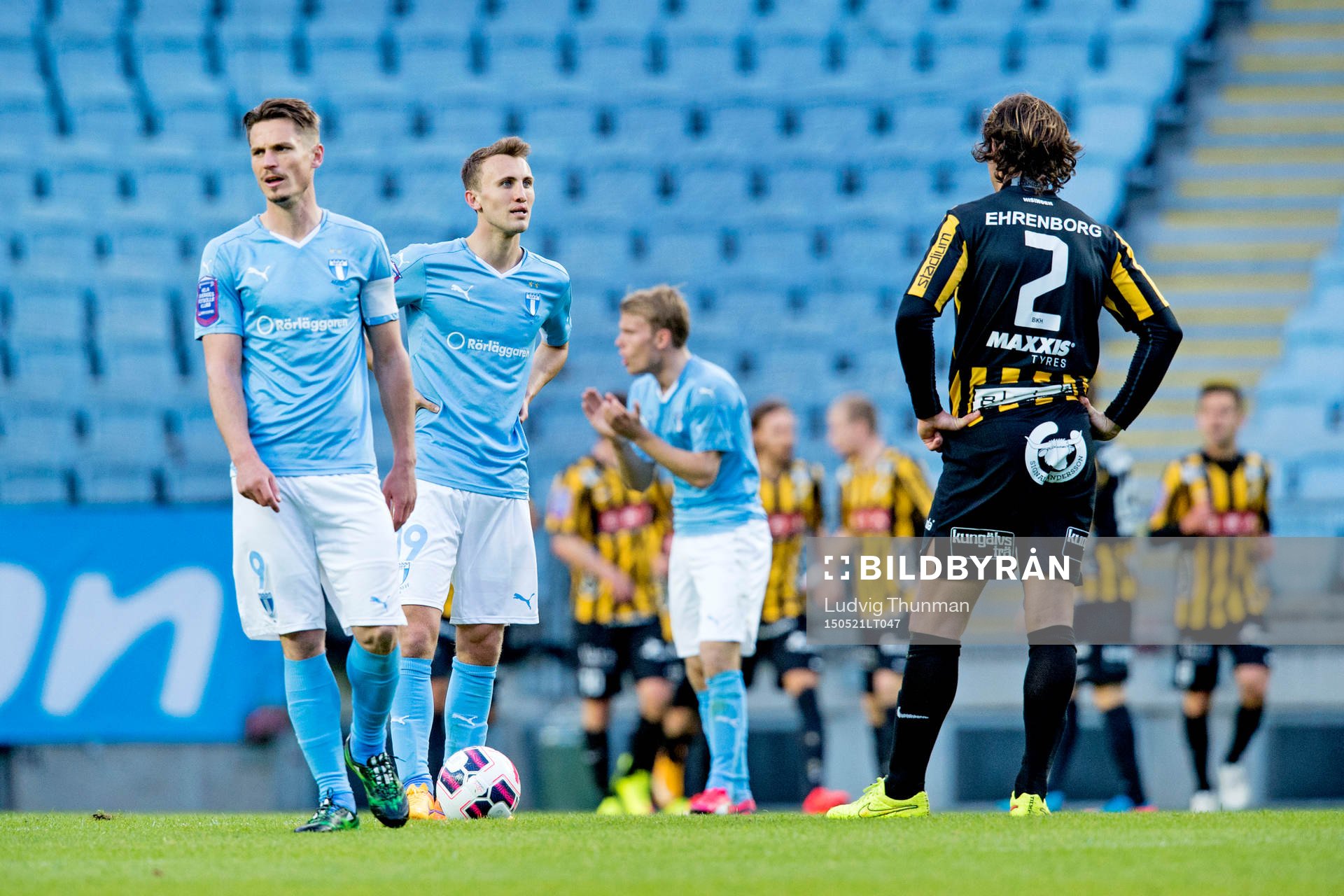 Malmö FFs Markus Rosenberg och Magnus Wolff Eikrem deppar