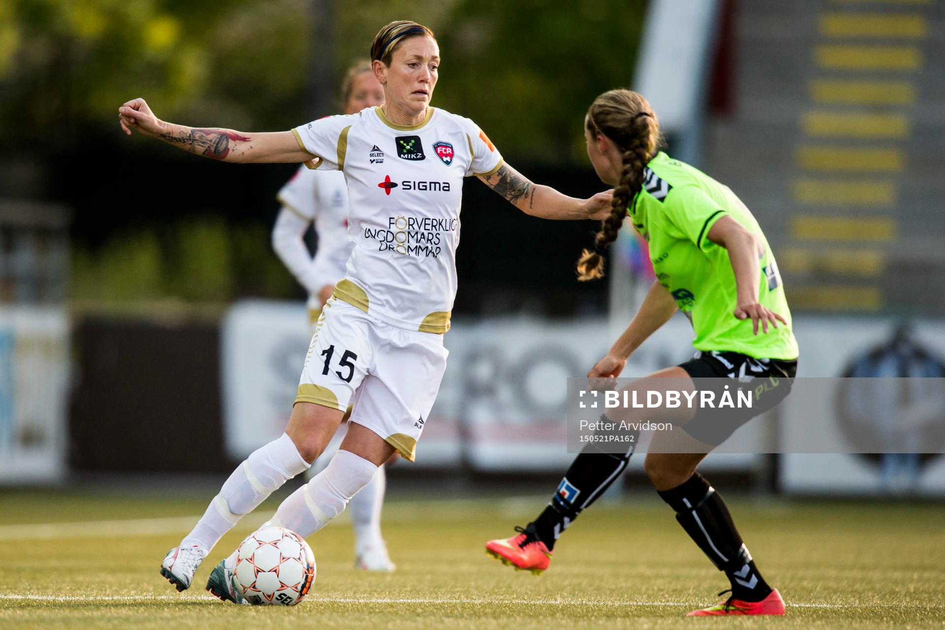 Rosengårds Therese Sjögran under fotbollsmatchen i Damallsvenskan mellan FC Rosengård och Kristianstad den 21 maj 2015 i Malmö.
