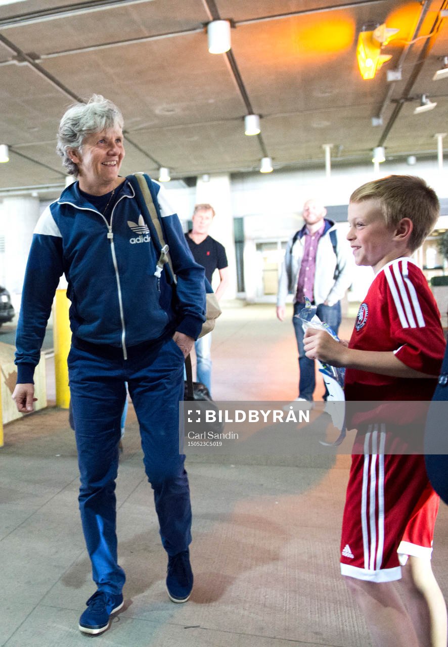 Sveriges förbundskapten och supportern Mattias Butwell