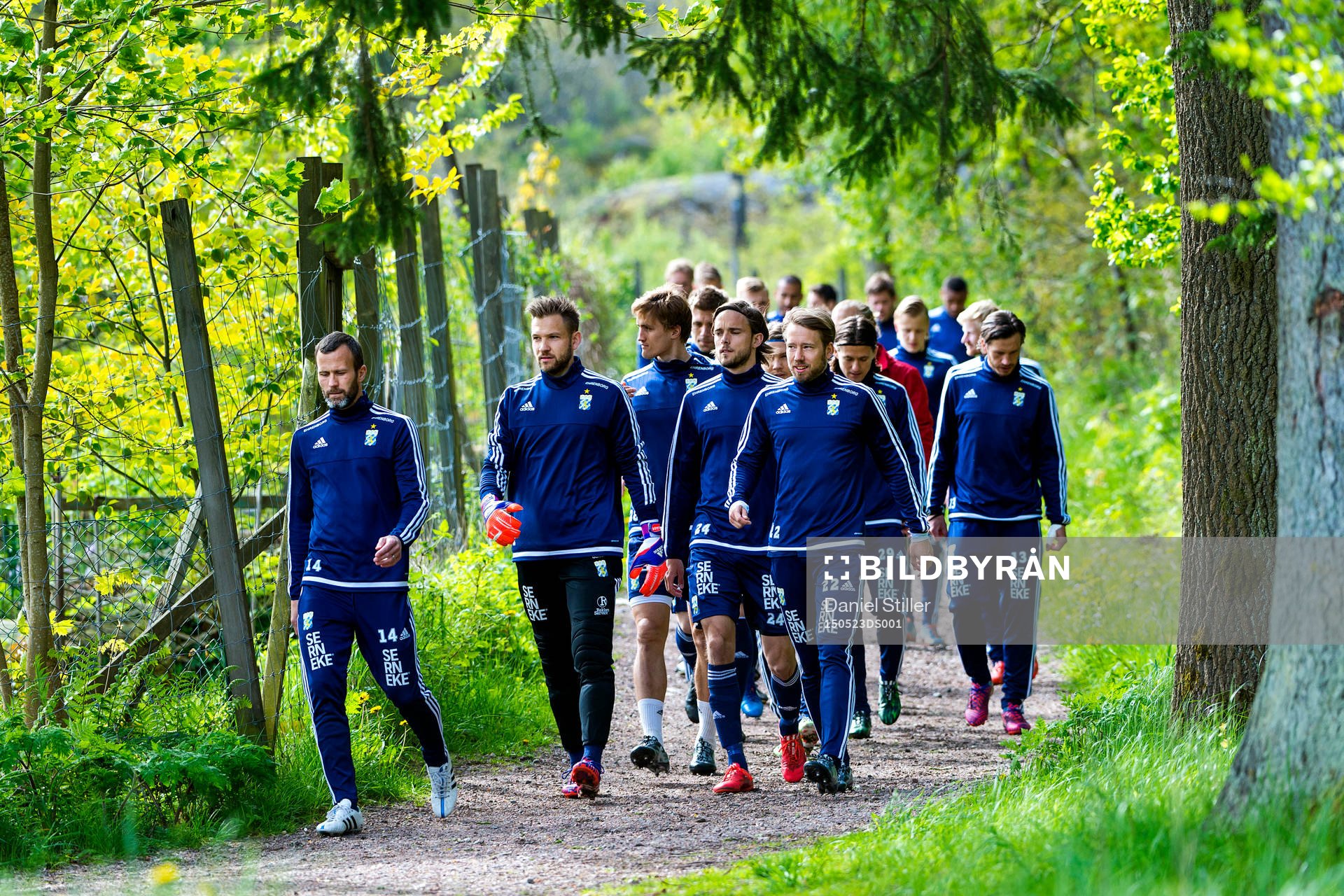Laget med Hjalmar Jonsson, målvakt John Alvbåge och Adam
