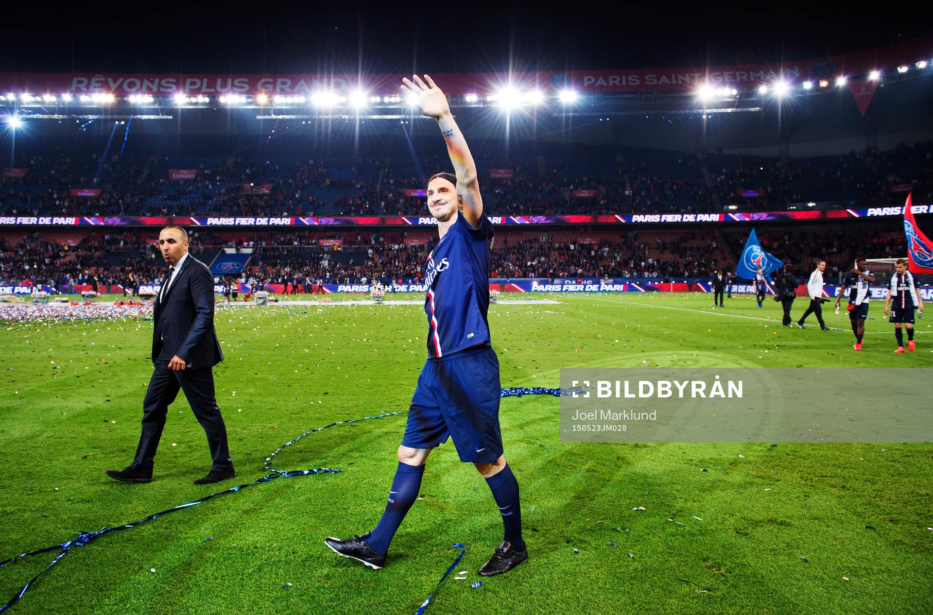 s Zlatan Ibrahimovic jublar