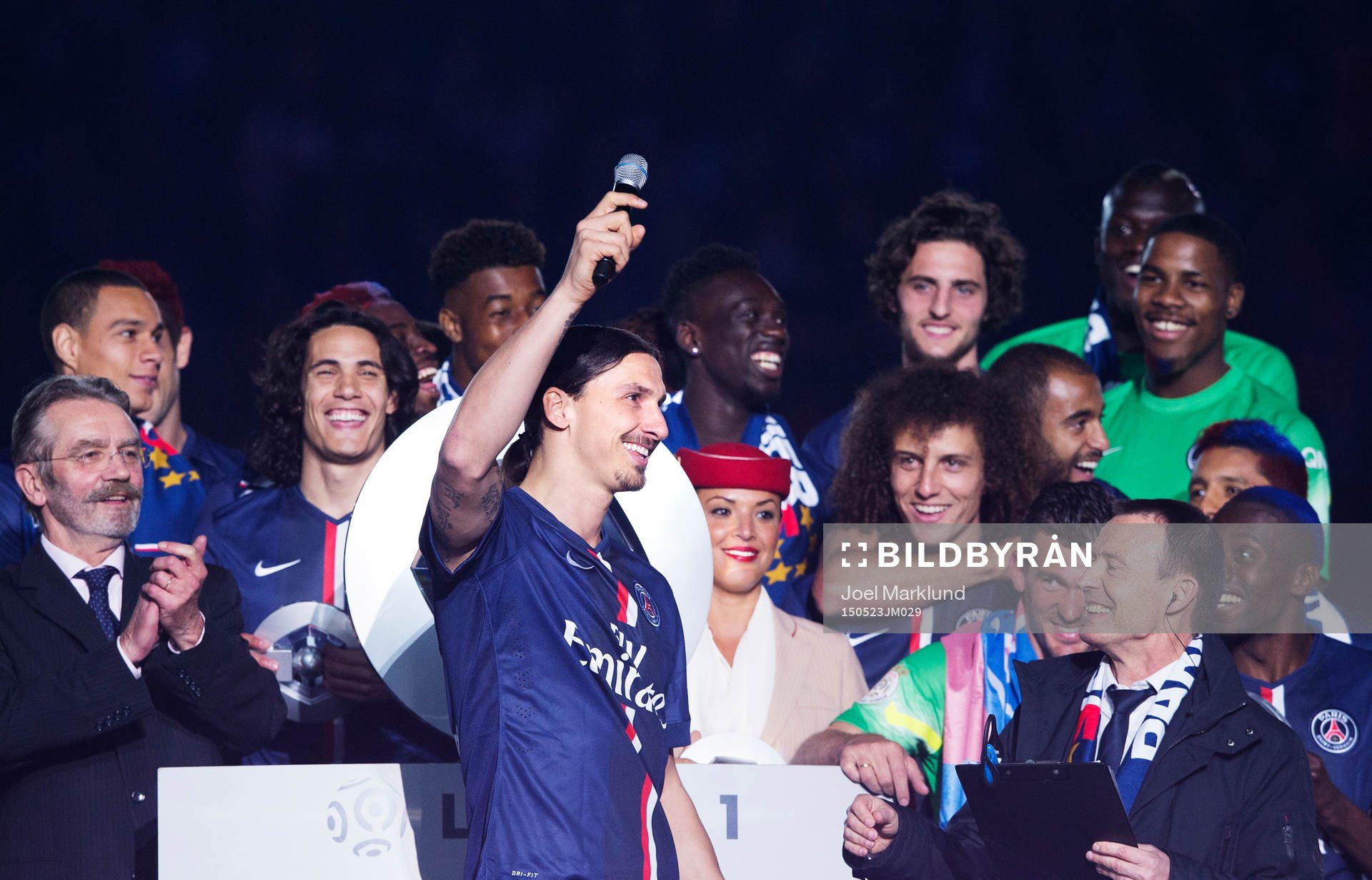 s Zlatan Ibrahimovic ropar Viva la France vid