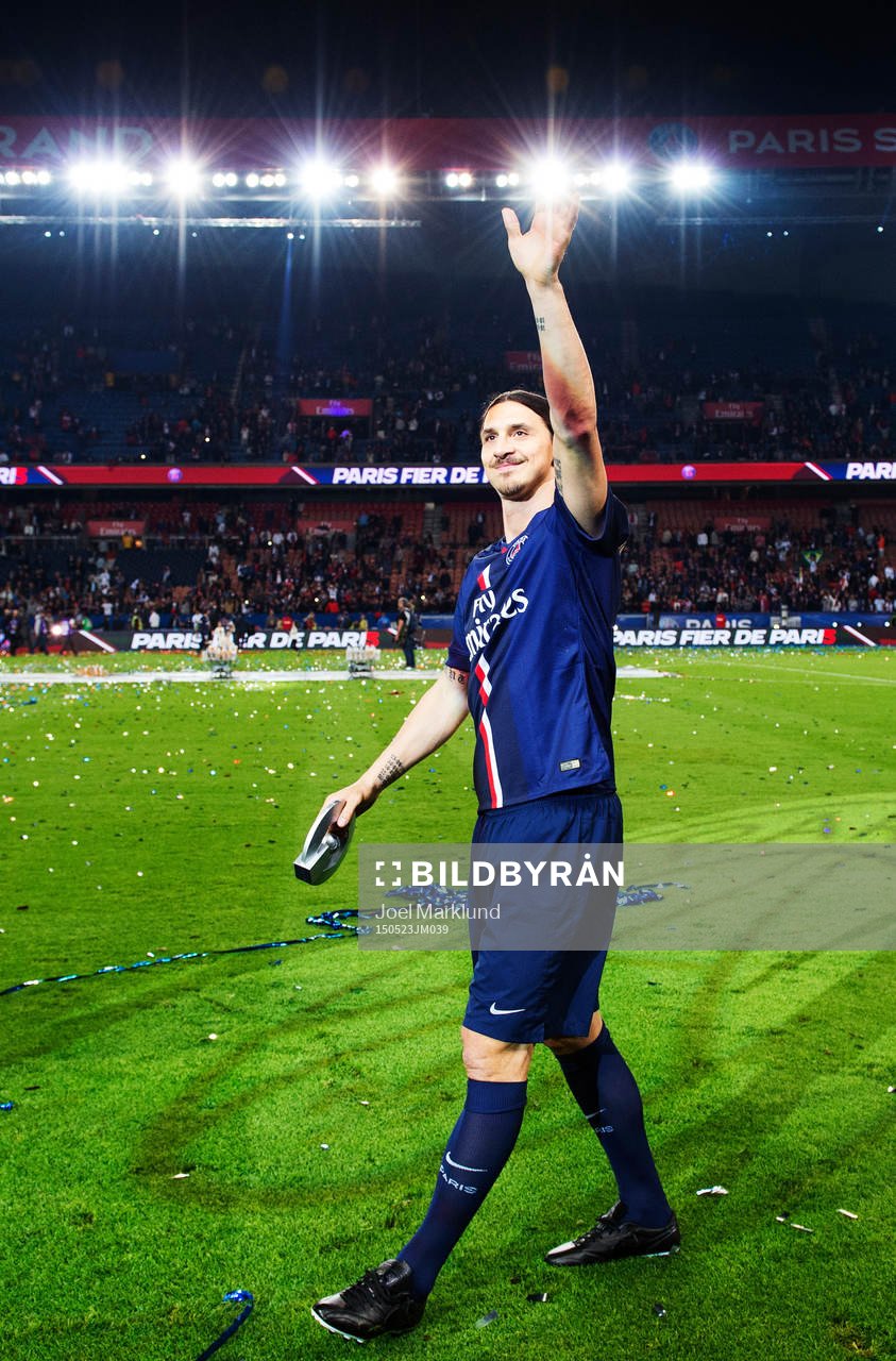 s Zlatan Ibrahimovic jublar