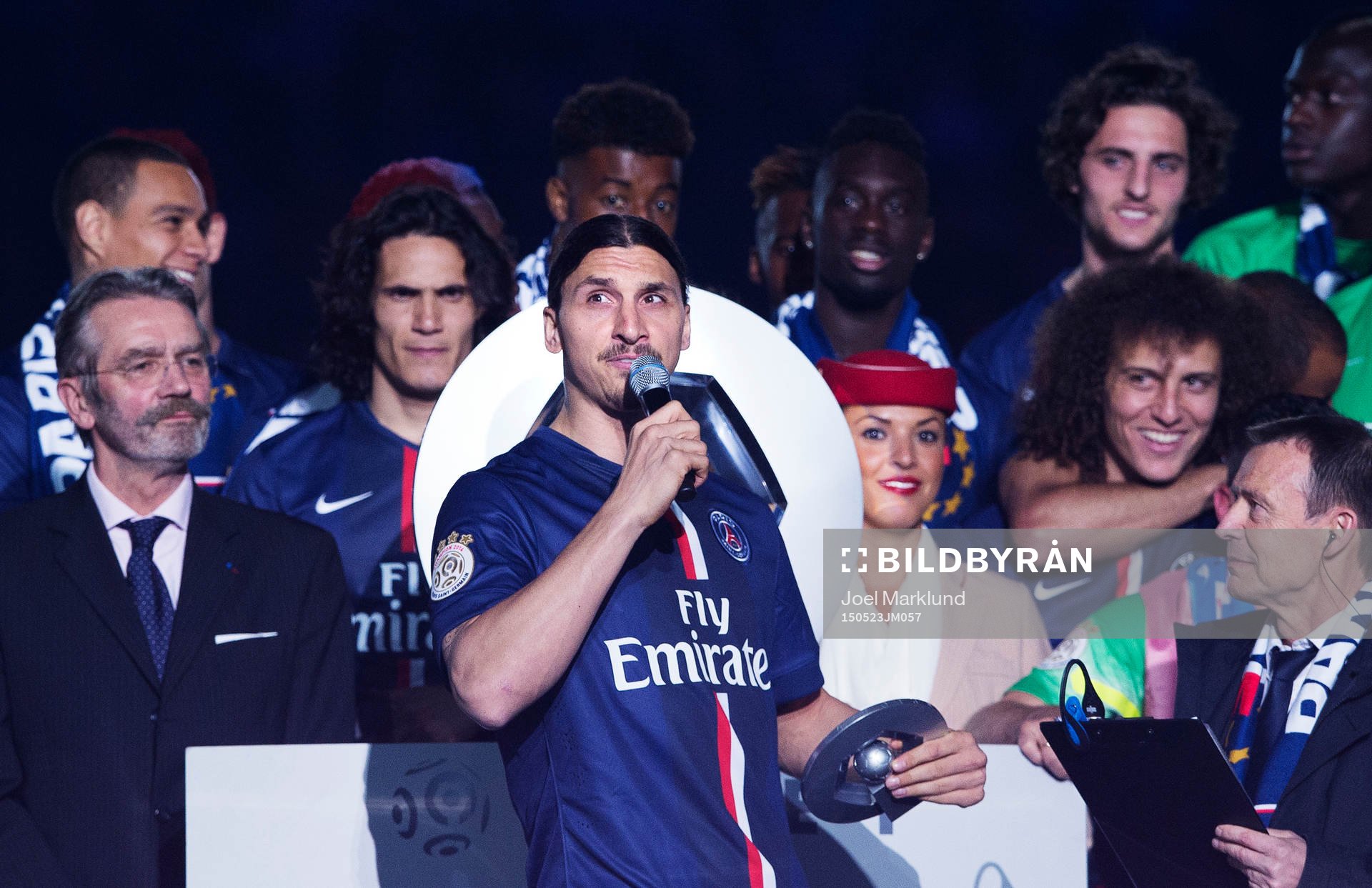s Zlatan Ibrahimovic ropar Viva la France vid
