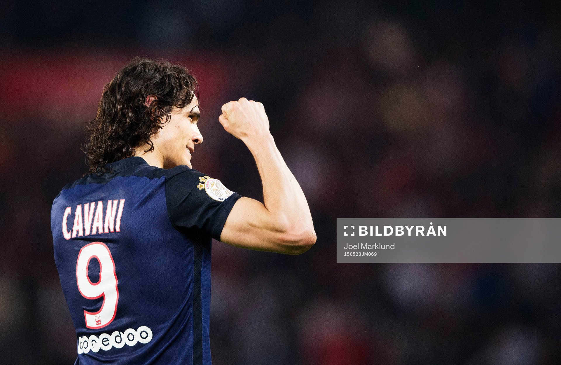s Edinson Cavani jublar