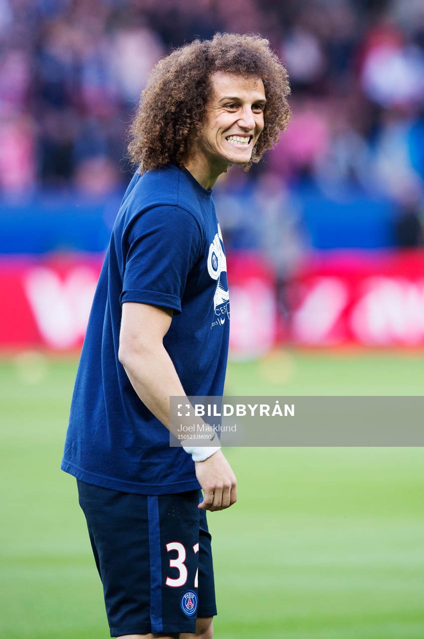 s David Luiz värmer upp