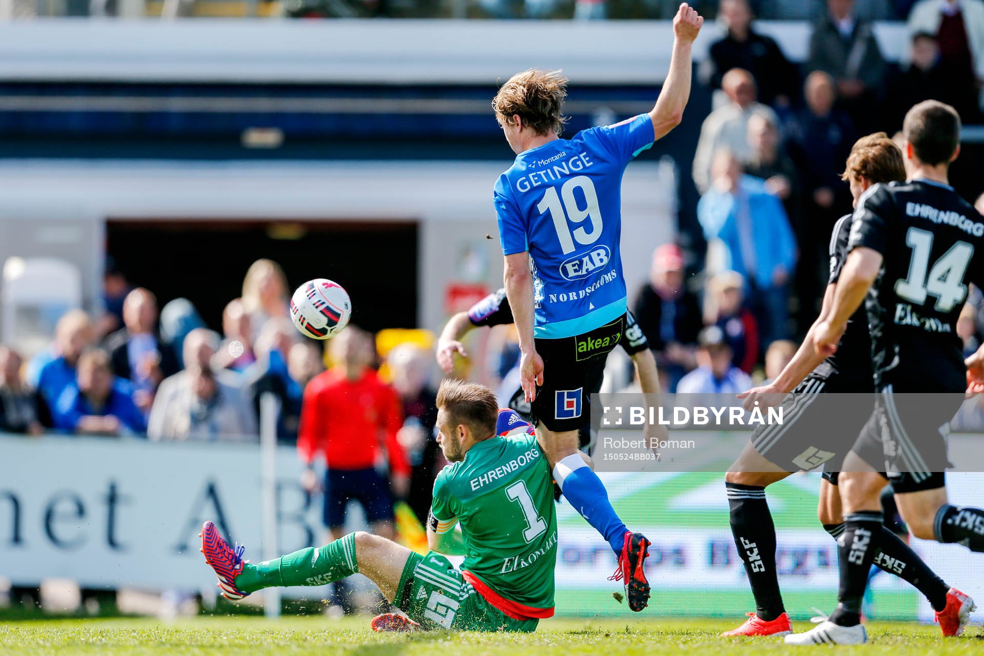 Halmstads Snorre Krogsgård i kollision med IFK Göteborgs