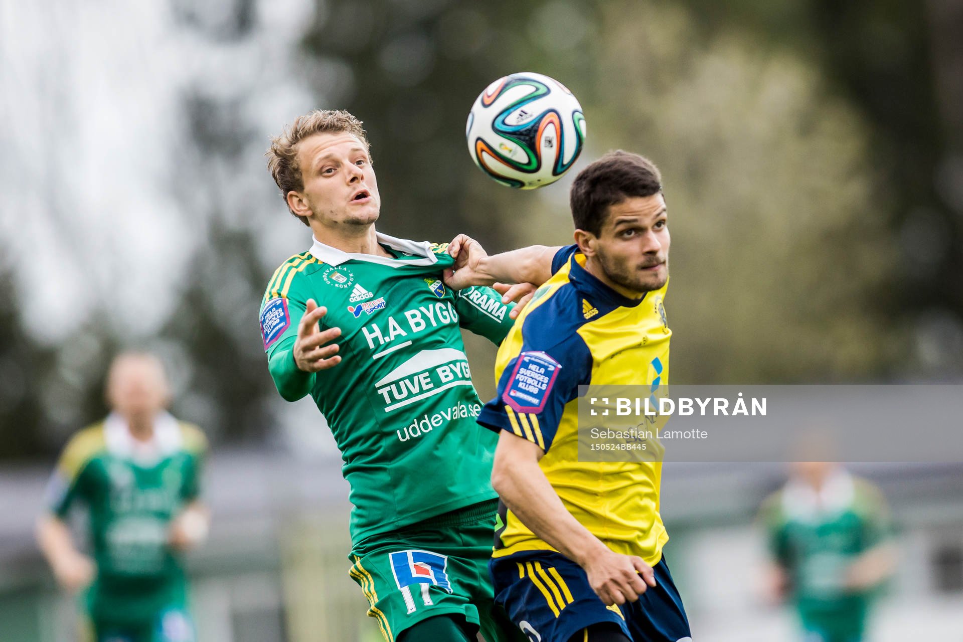 Ängelholms Zeyn S-Latef (h) och Ljungskiles Jakob Olsson