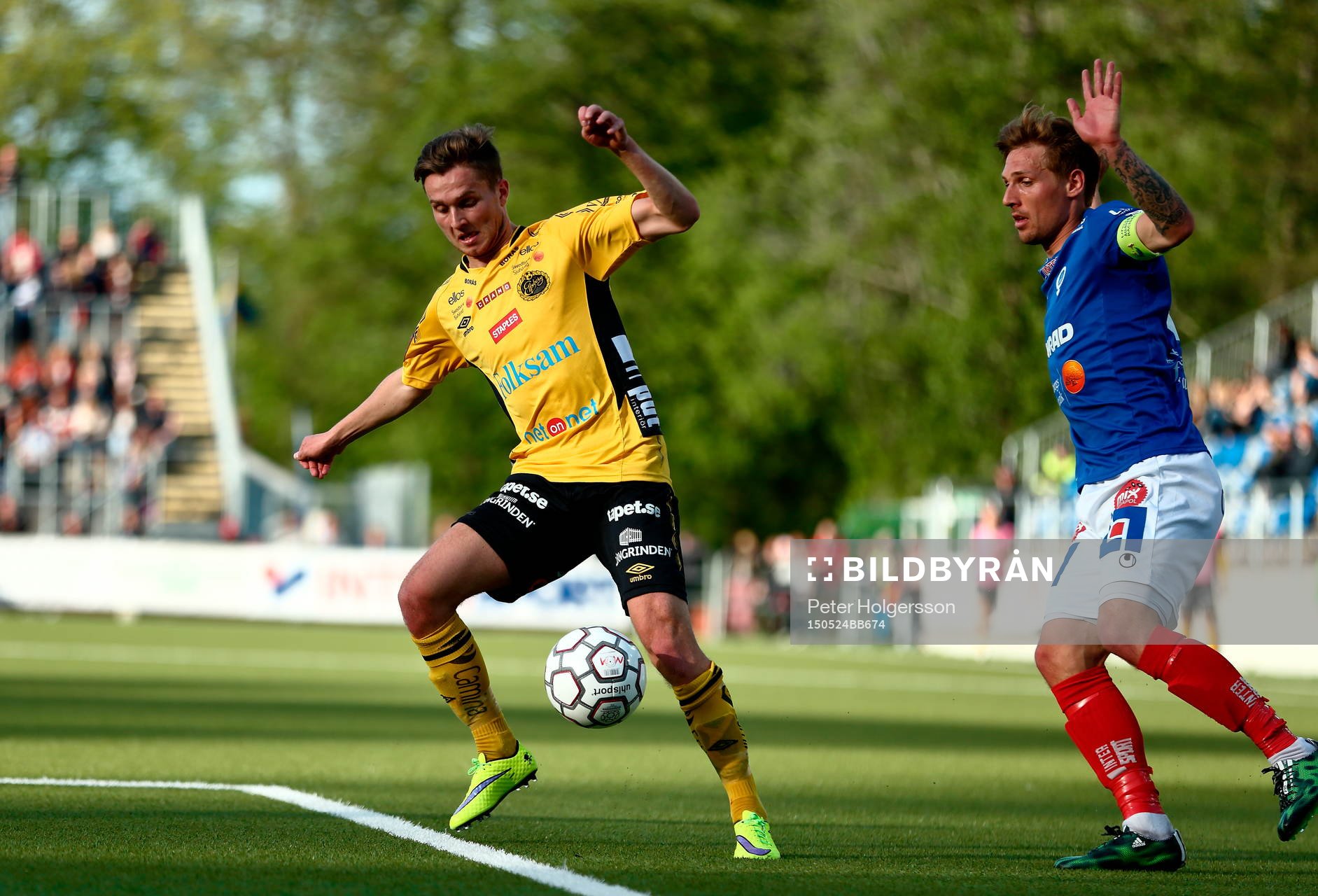Elfsborgs Adam Lundqvist och Åtvidabergs Martin Christensen