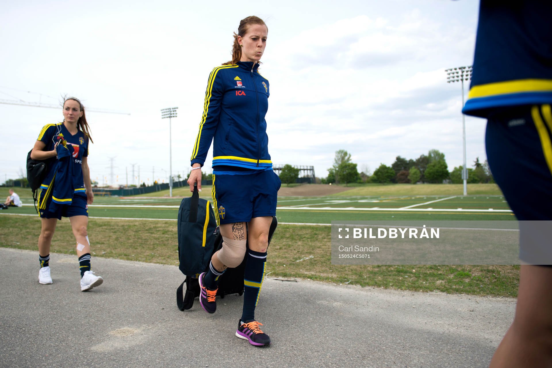 Sveriges Kosovare Asllani och Lotta Schelin