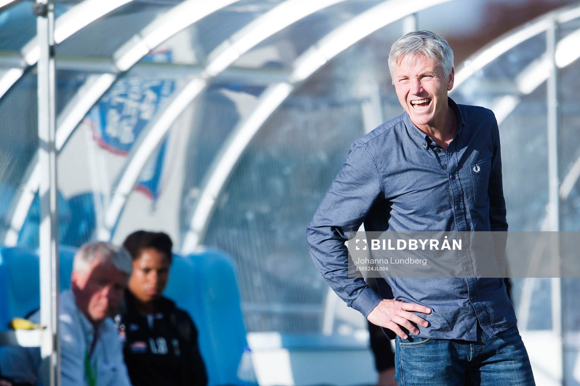 Varbergs tränare Jörgen Wålemark under fotbollsmatchen i Superettan mellan Brommapojkarna och Varberg den 24 maj 2015 i Stockholm.