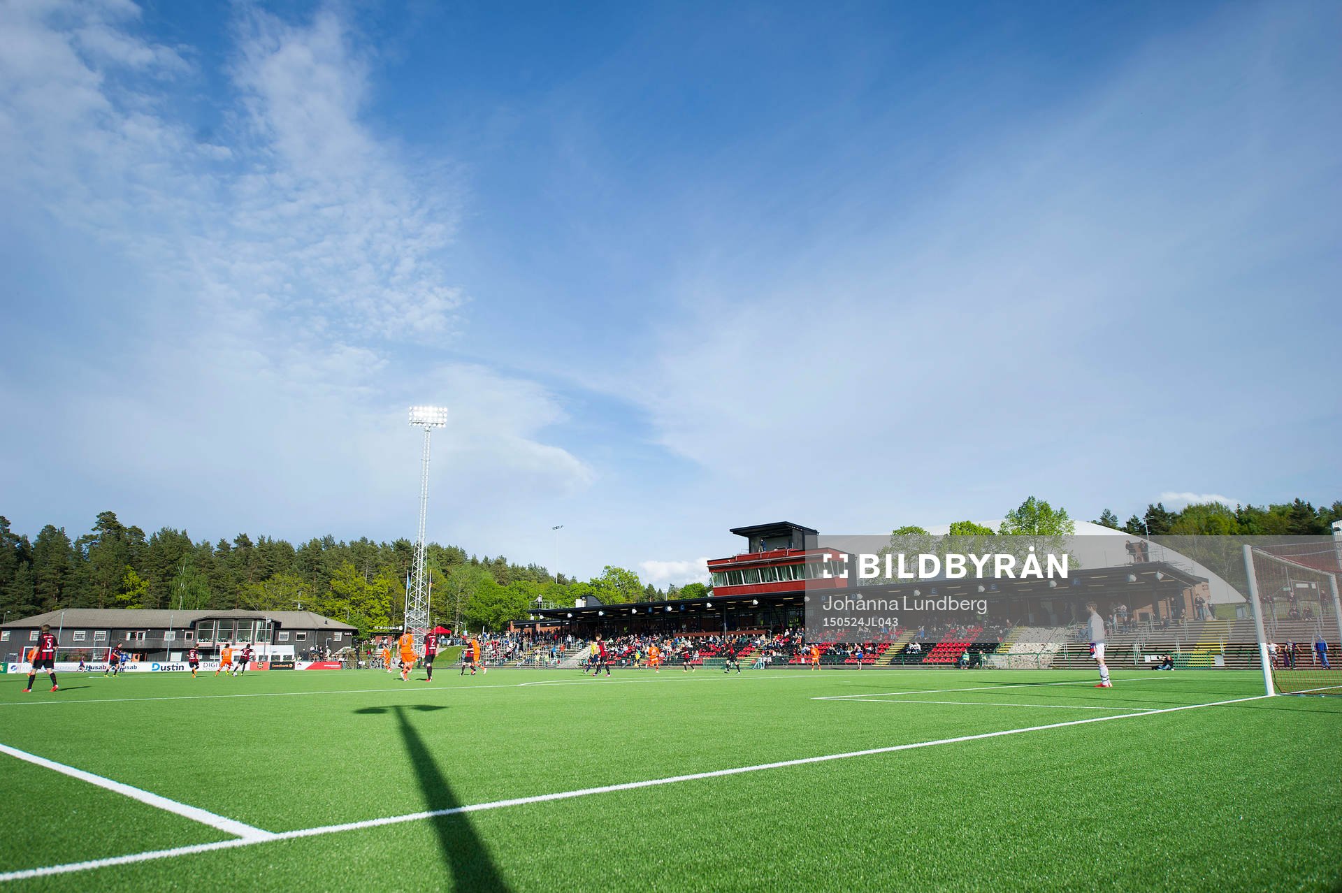 693 åskådare följer spelet på Grimsta IP