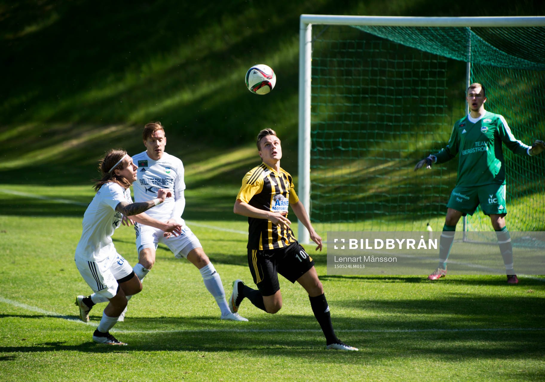 IFK Hässleholms Danny Gunnarsson i matchen i division 2 mellan Österlen och IFK Hässleholm i Skillinge 24  maj 2015.