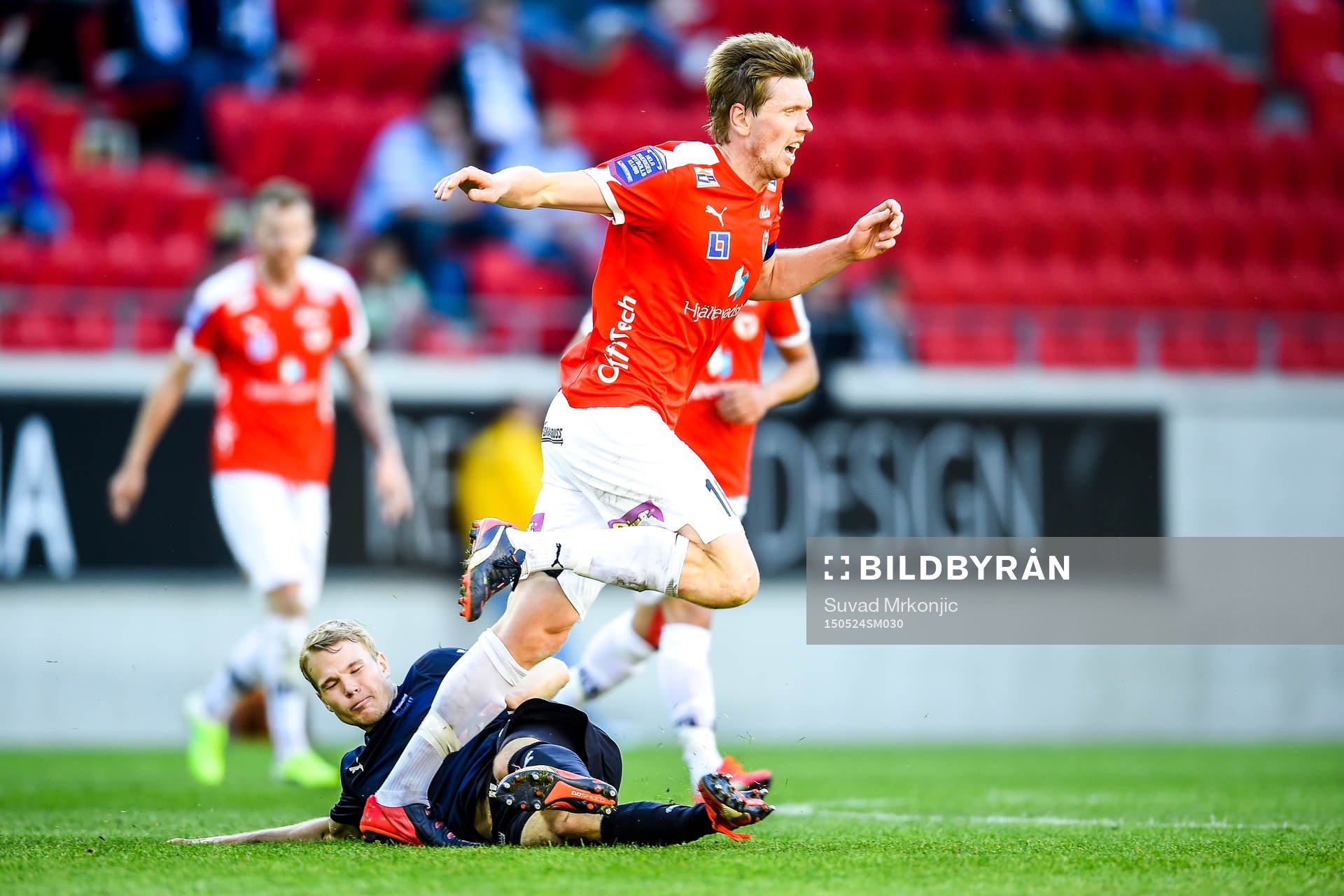 Kalmars David Elm och Malmö FFs Oscar Lewicki
