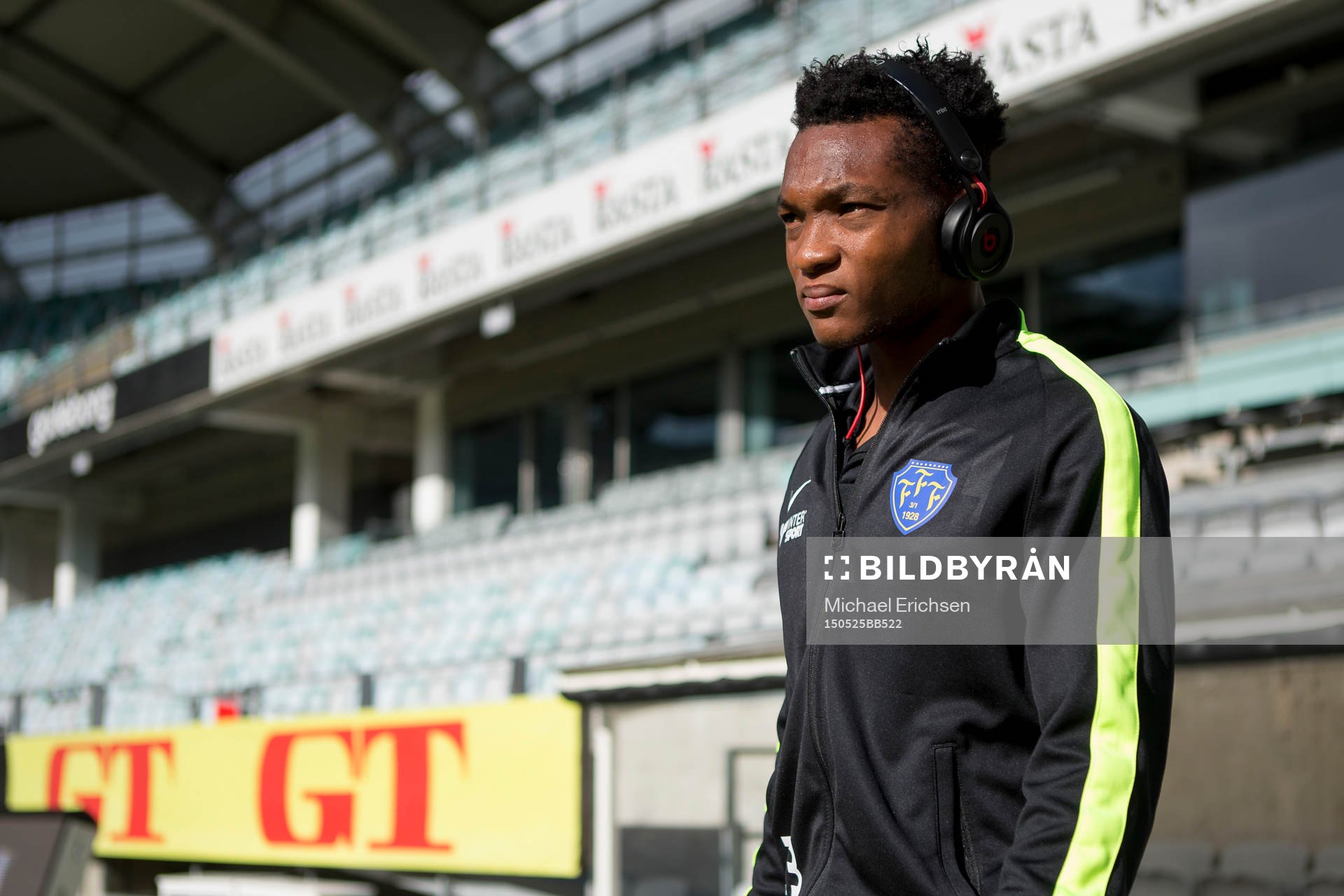 Falkenbergs Enock Kwakwa kliver in på Gamla Ullevi vid