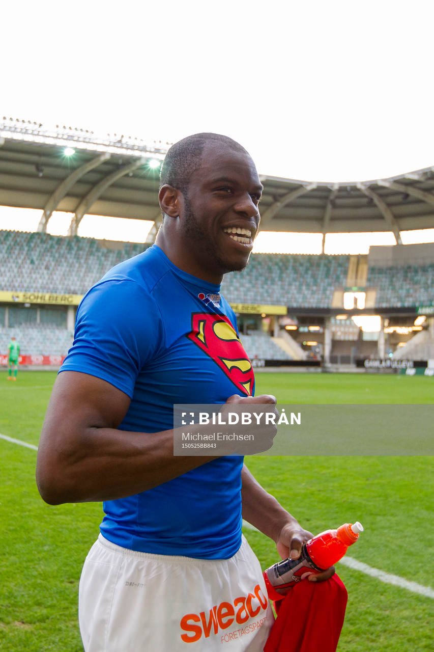 Falkenbergs Hakeem Araba glad