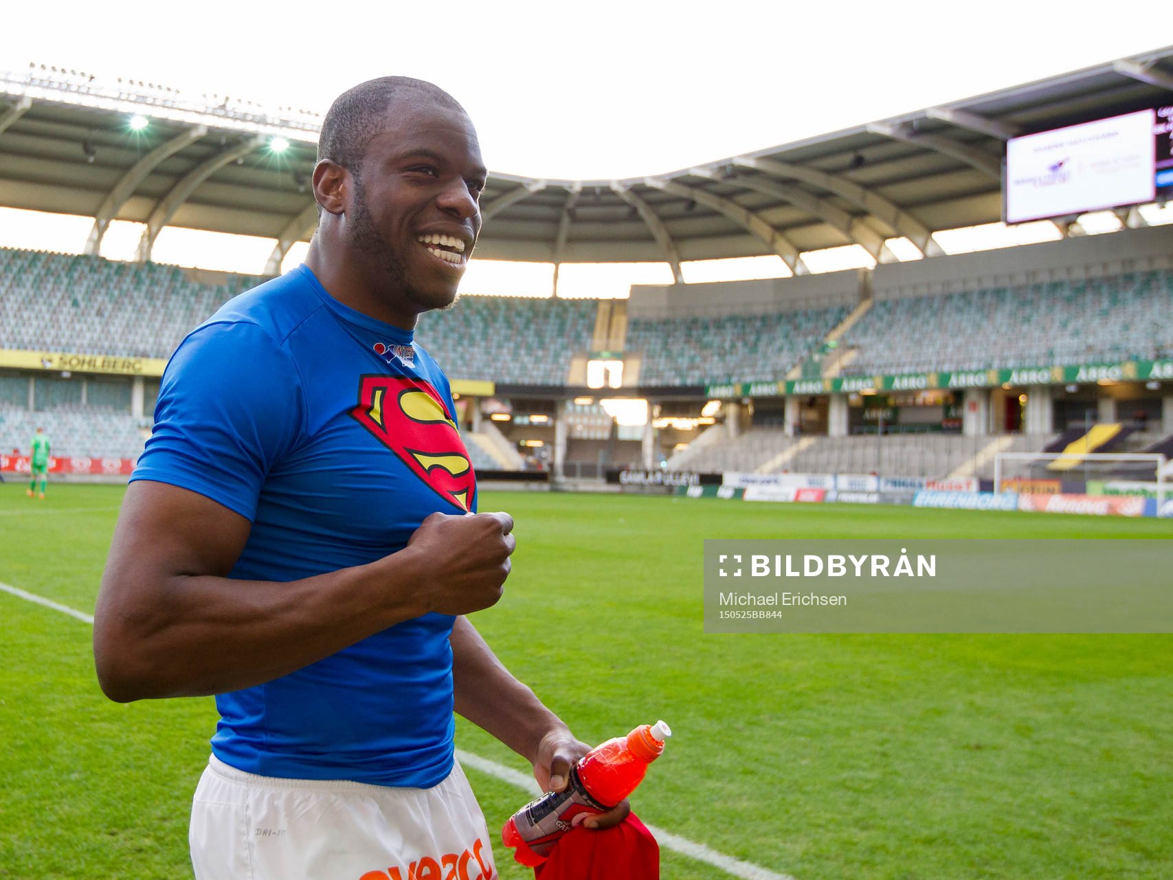 Falkenbergs Hakeem Araba glad