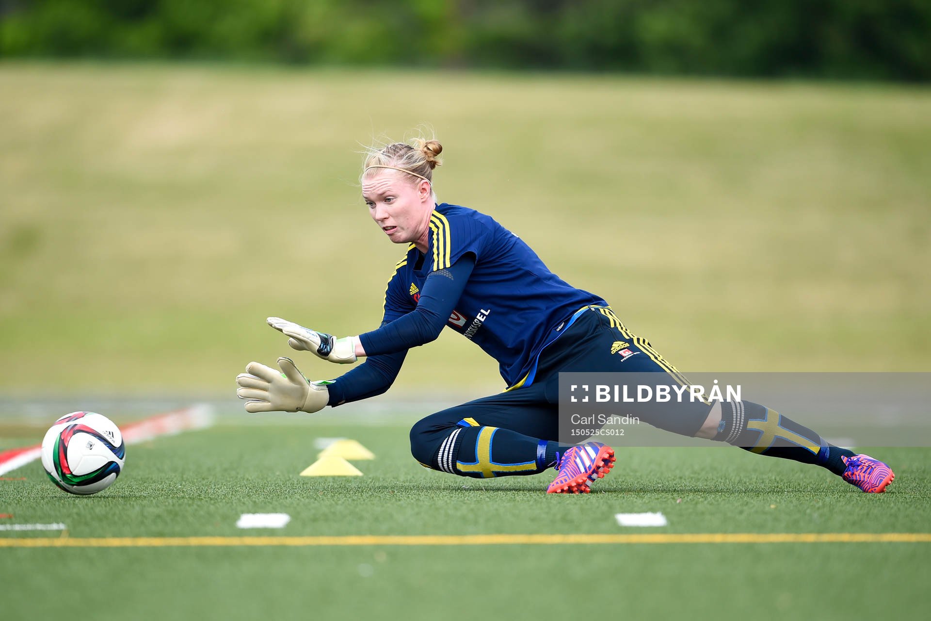 målvakt Hedvig Lindahl