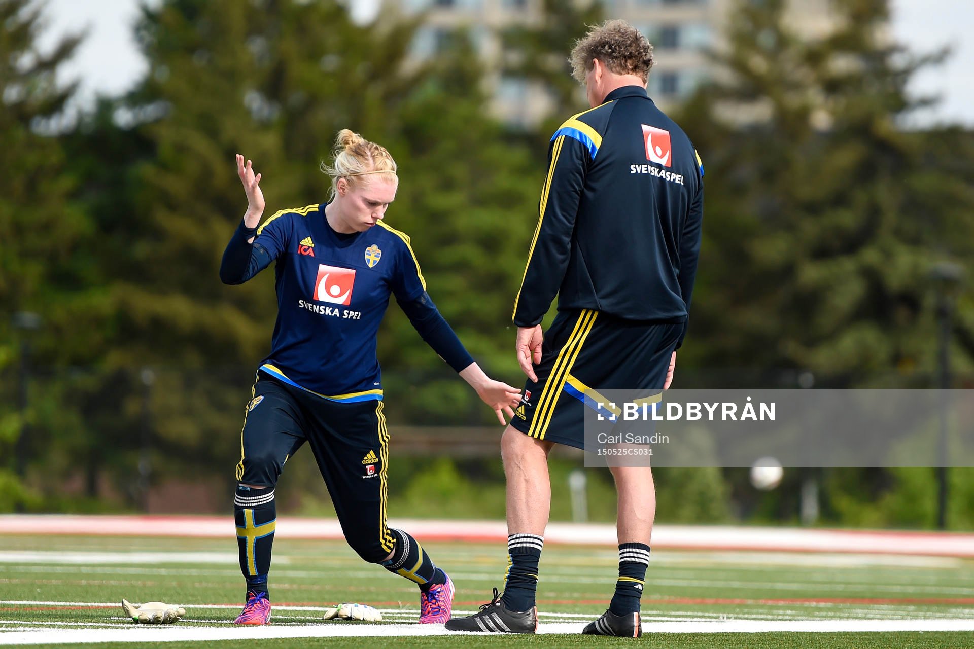 målvakt Hedvig Lindahl och Målvaktstränare Mikael Olsson