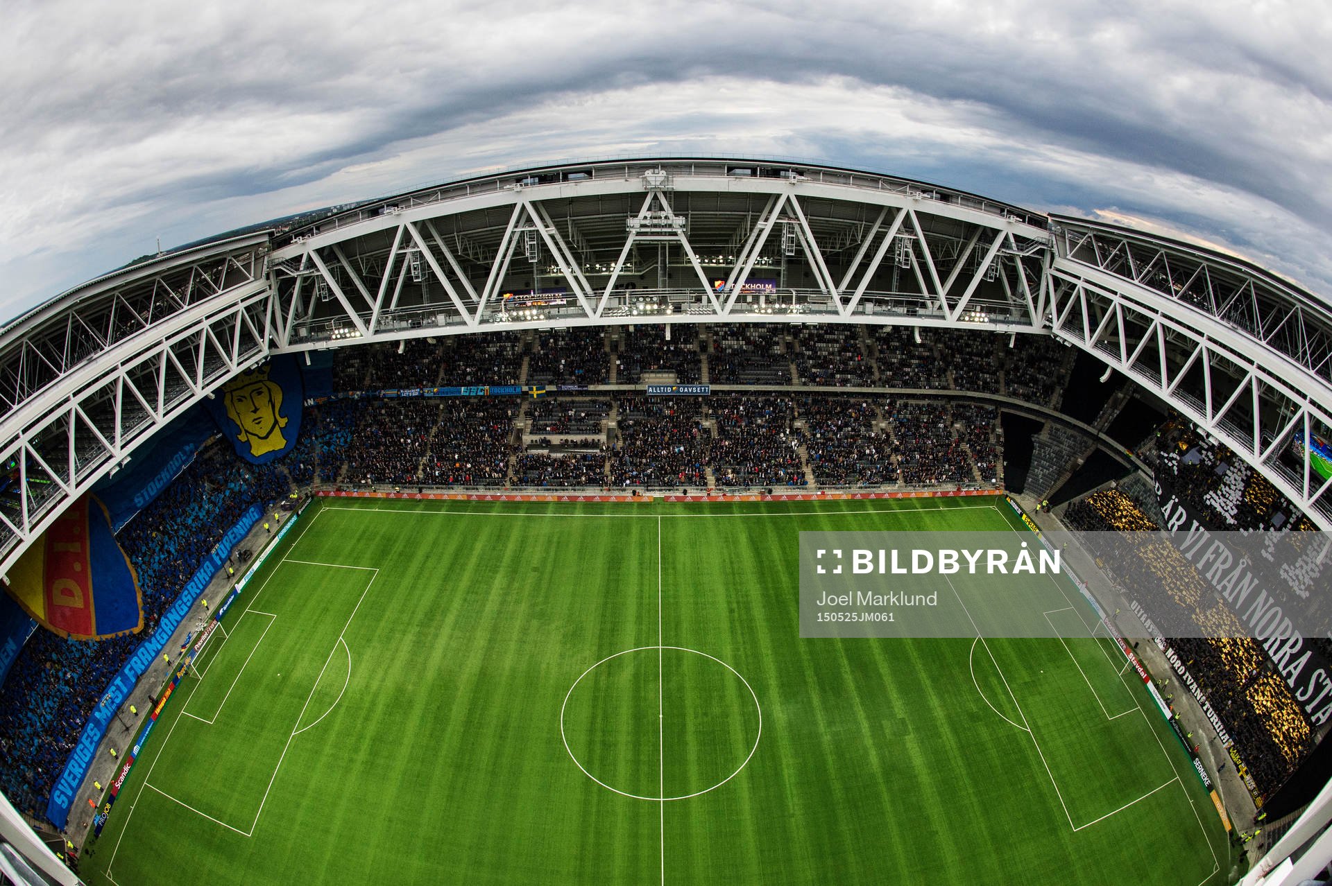 Översikt över Tele2 Arena och lagens tifo